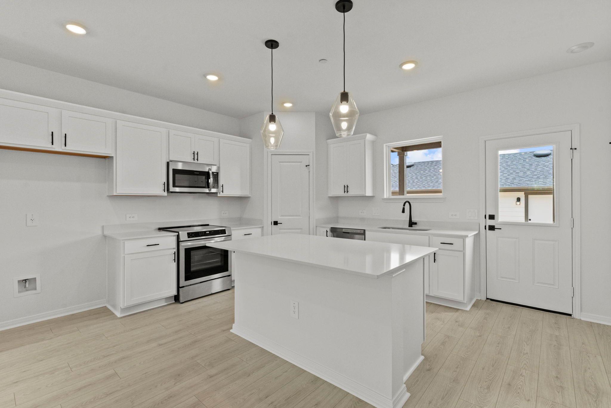 2535 Violet Theo Ln, Round Rock, TX 78665