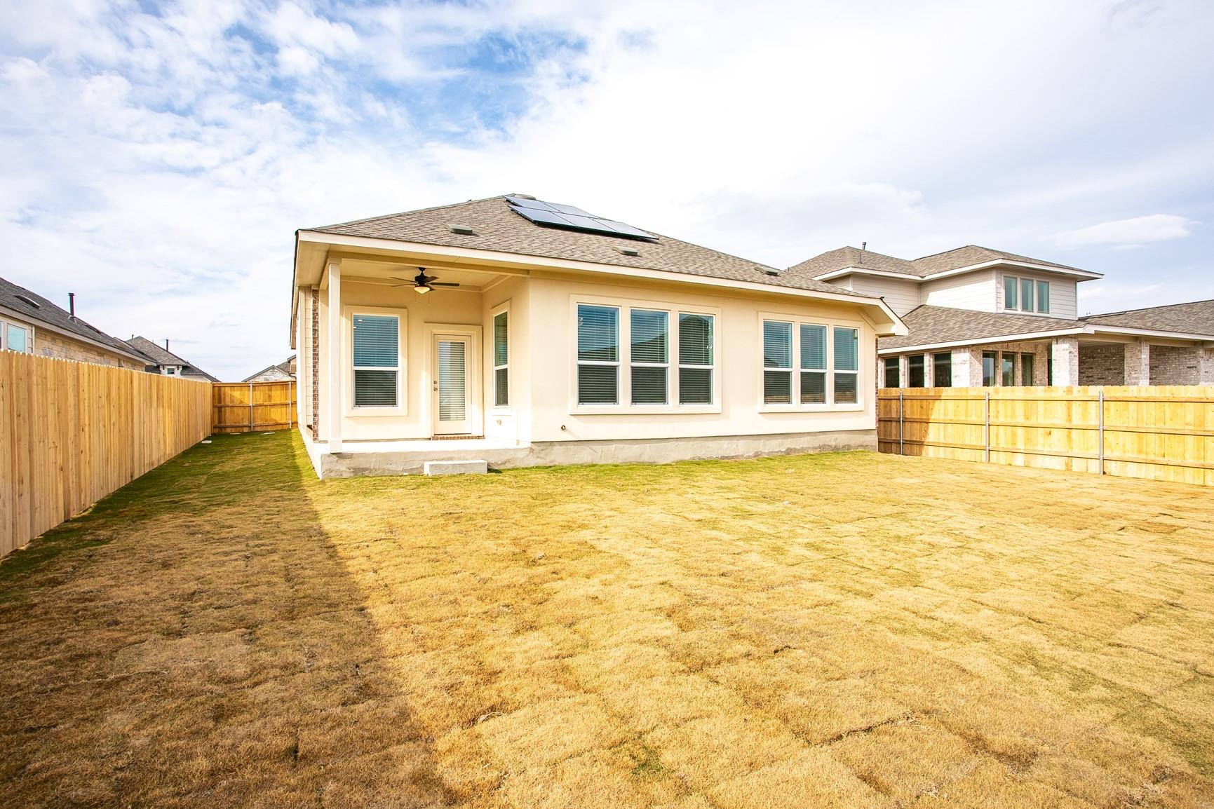 104 Night Bloom Path, Liberty Hill, TX 78642