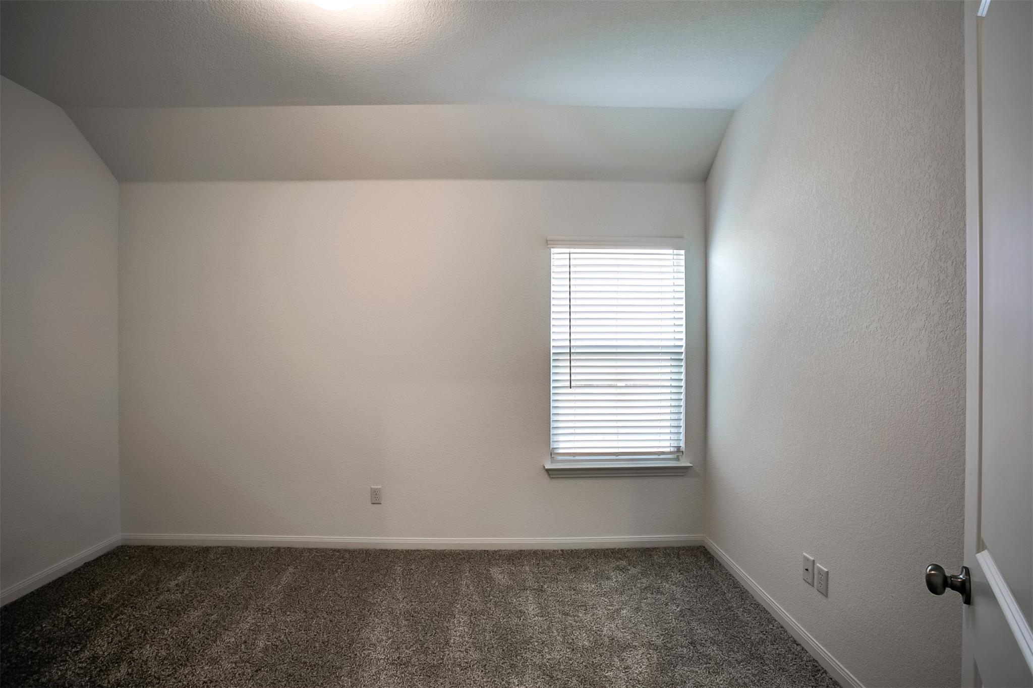 104 Night Bloom Path, Liberty Hill, TX 78642