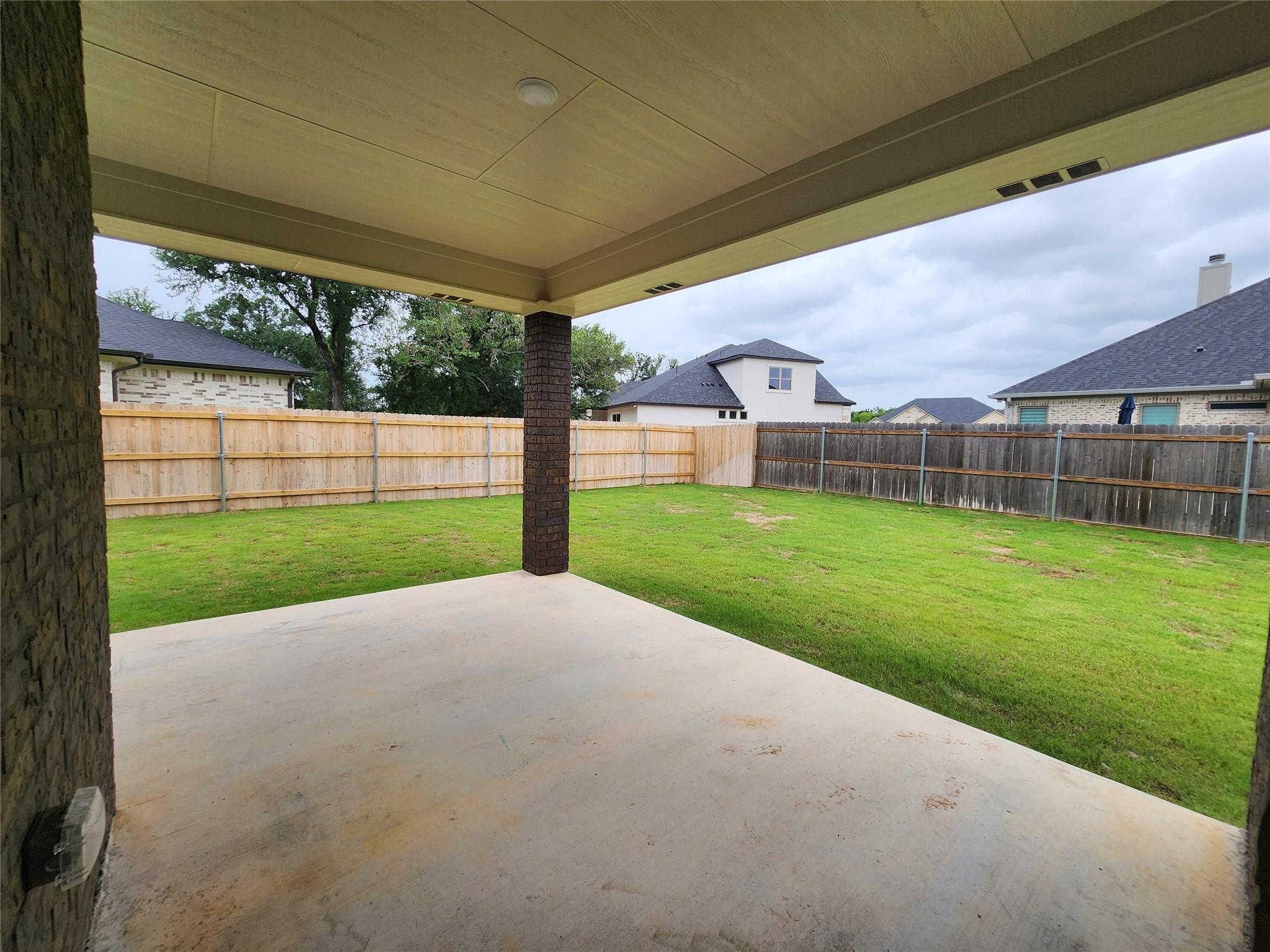 806 Eagle Heights Dr, Salado, TX 76571