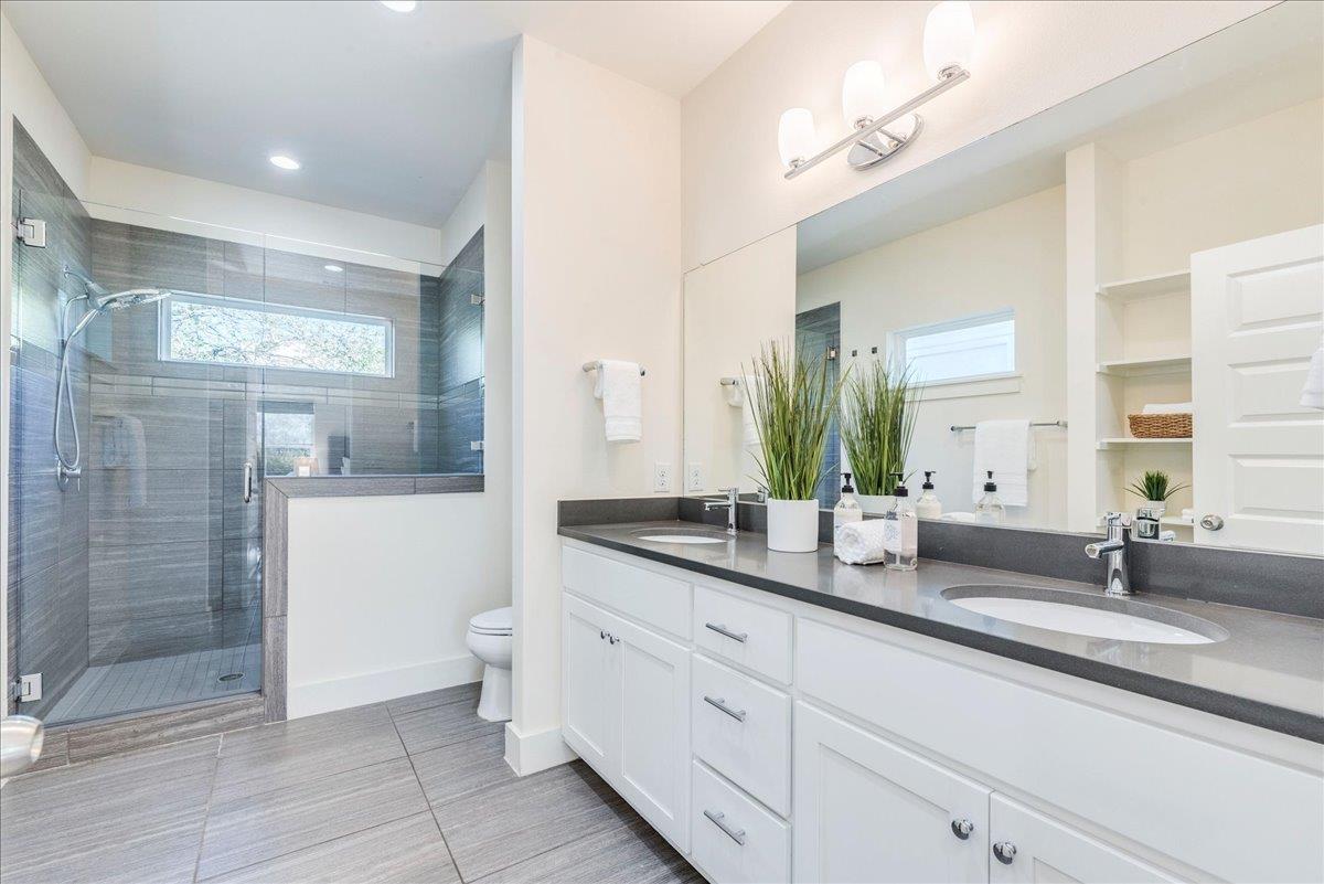 1106 Lambie St # C, Austin, TX 78702