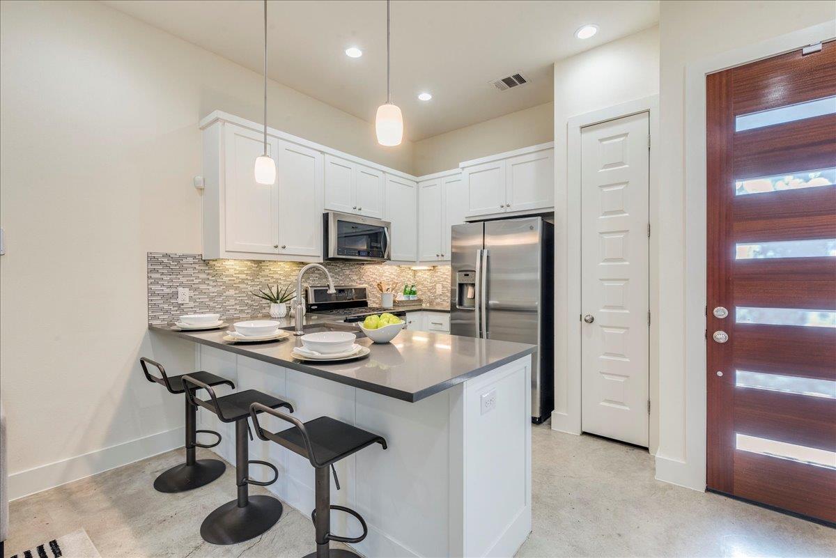 1106 Lambie St # C, Austin, TX 78702