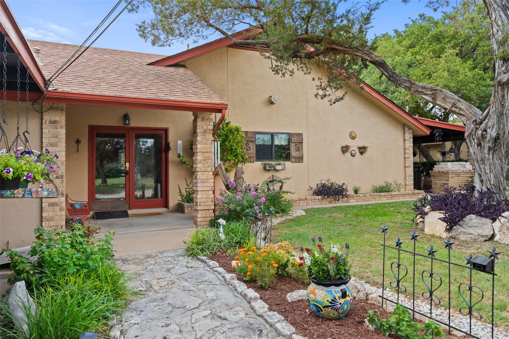 23200 Fulkes Rd, Leander, TX 78641