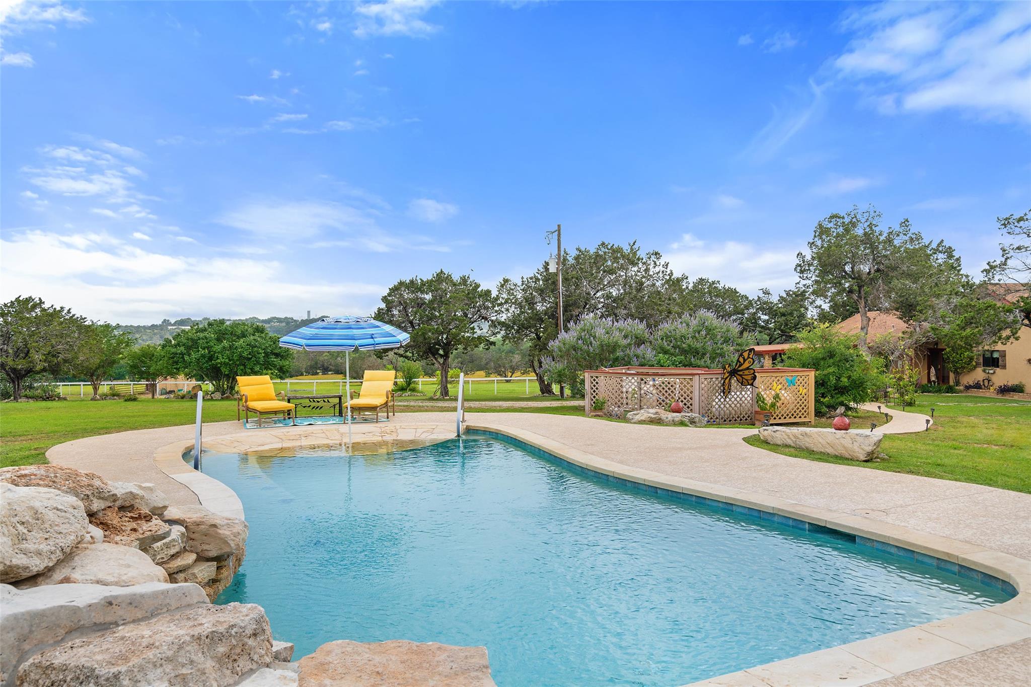 23200 Fulkes Rd, Leander, TX 78641
