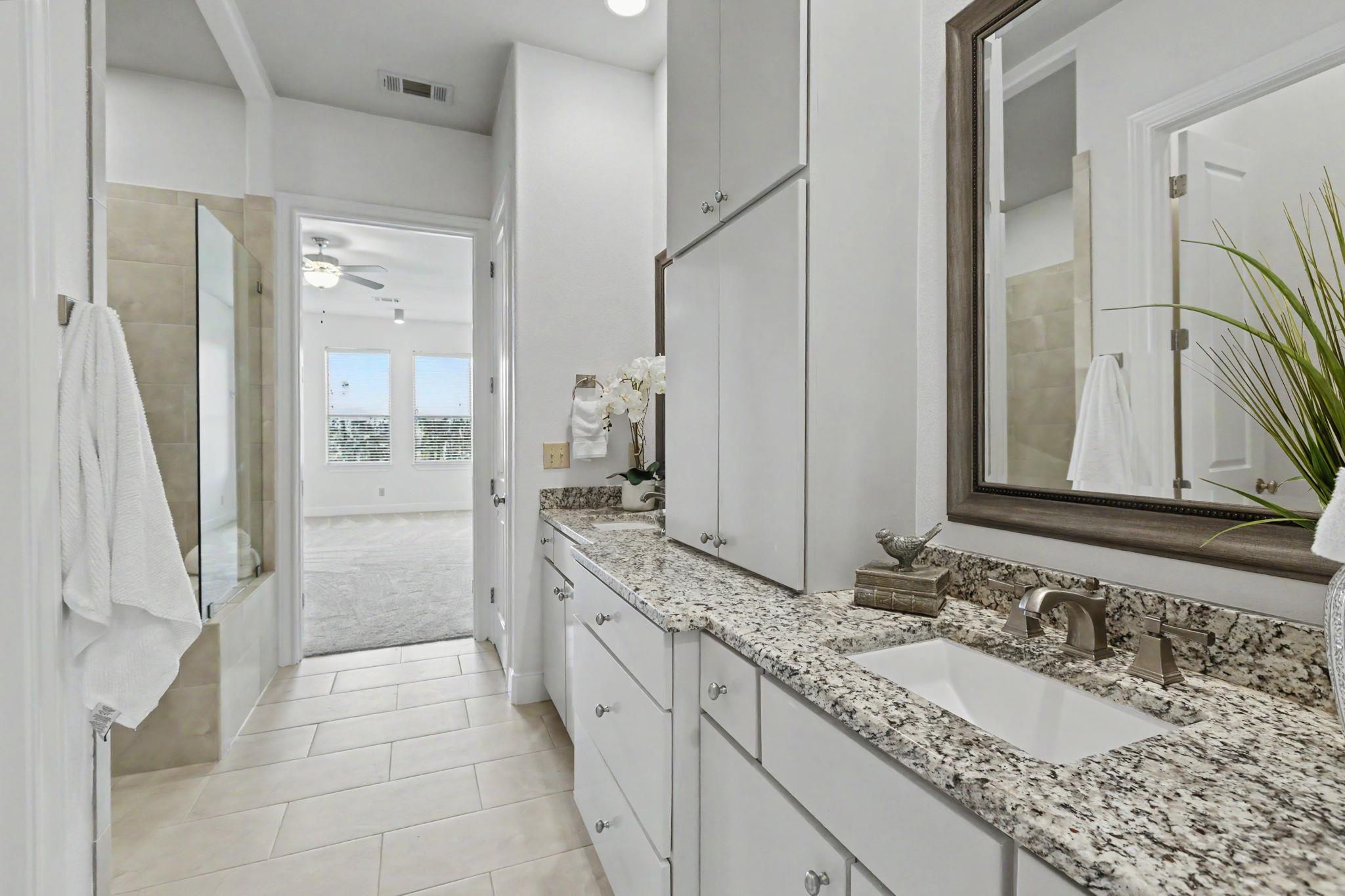 108 Milan Ct, Horseshoe Bay, TX 78657