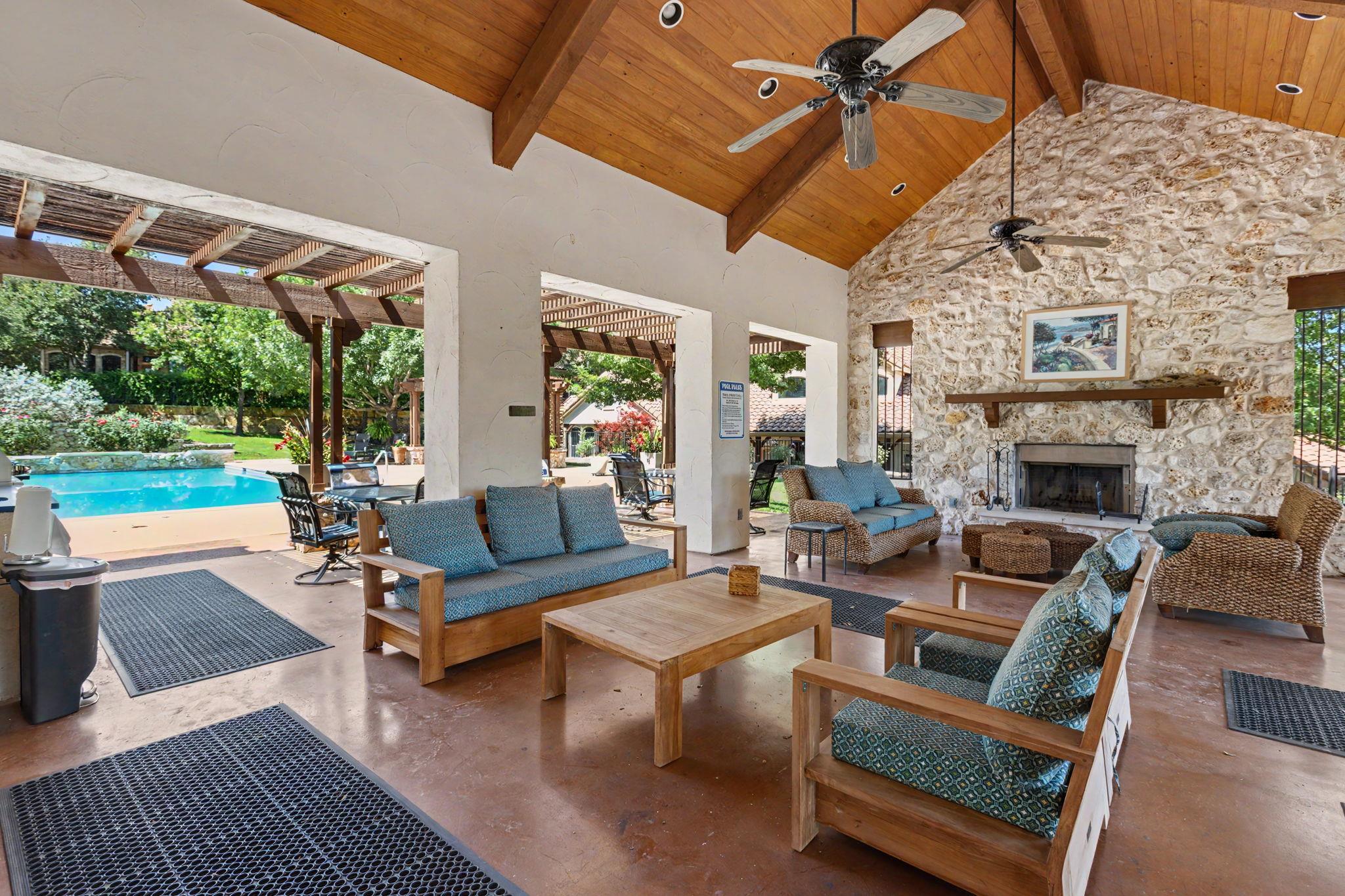 108 Milan Ct, Horseshoe Bay, TX 78657