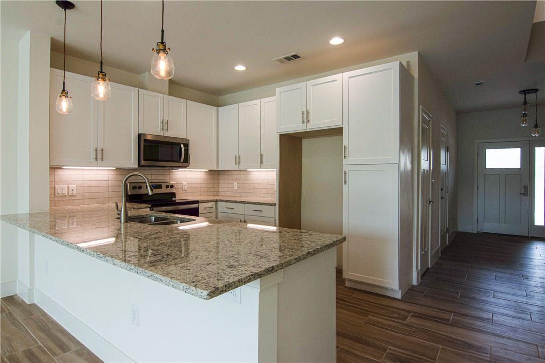 102 Conservation Rd # #102, Austin, TX 78717