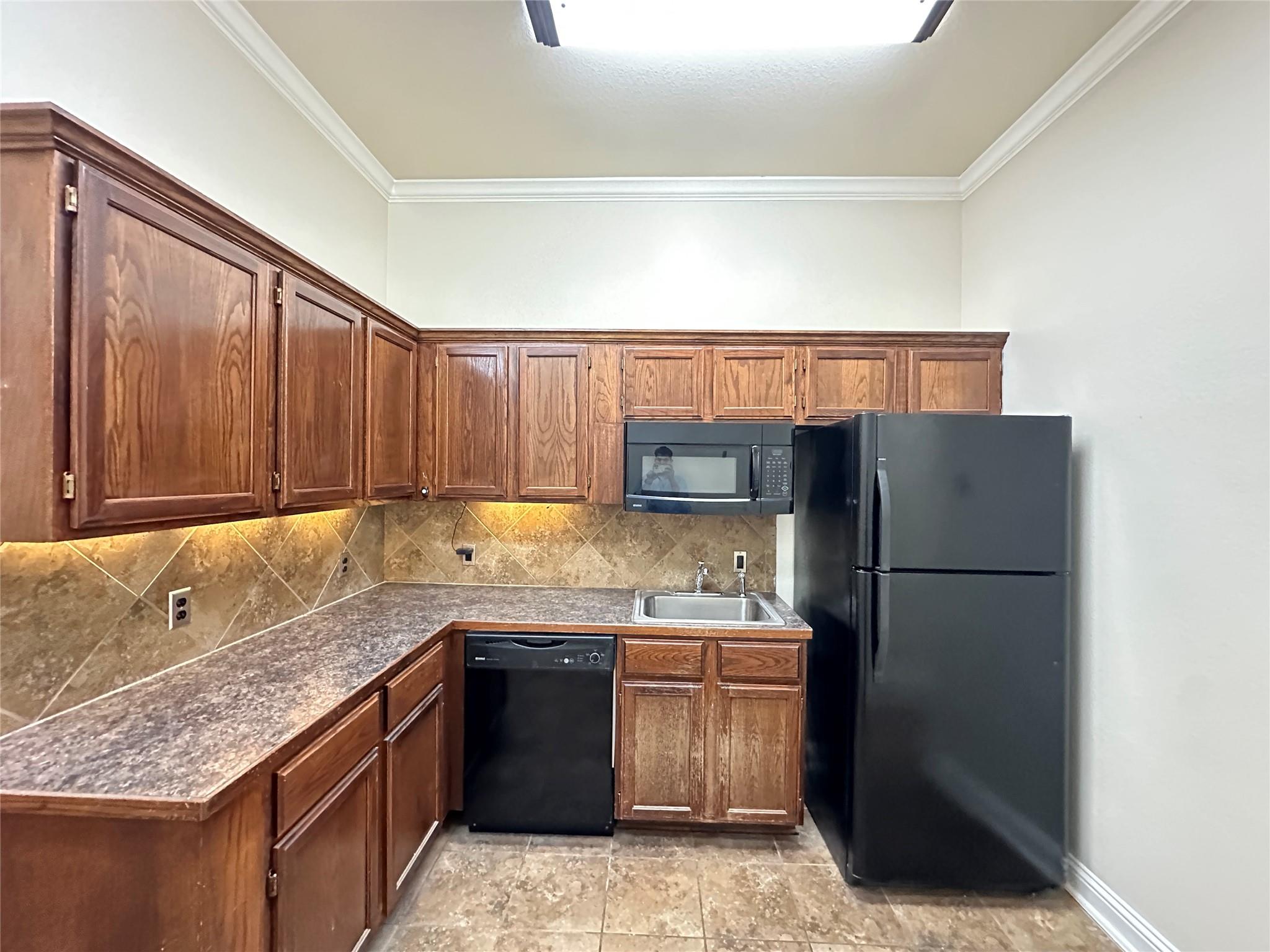 305 Limestone Ter # C3, Jarrell, TX 76537