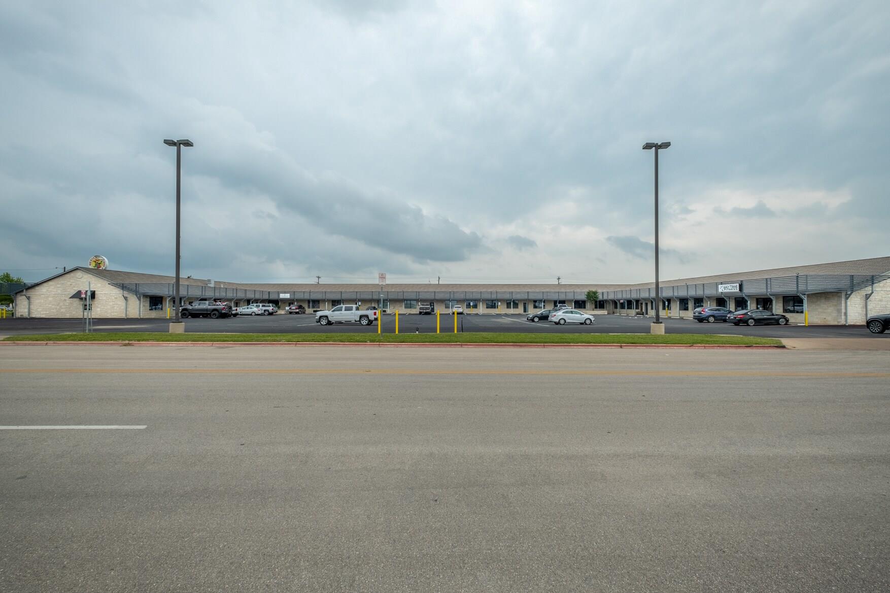 305 Limestone Ter # C3, Jarrell, TX 76537