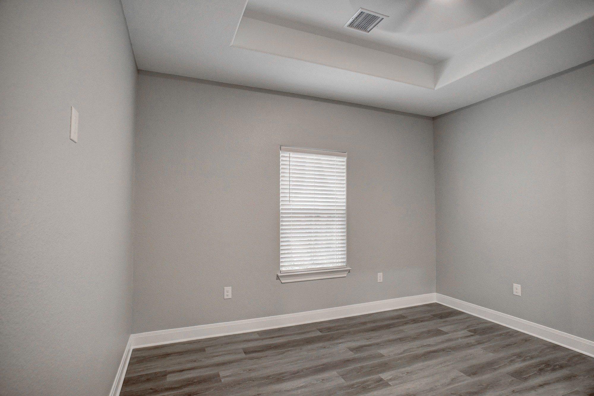 123 S Kanaio Dr, Bastrop, TX 78602
