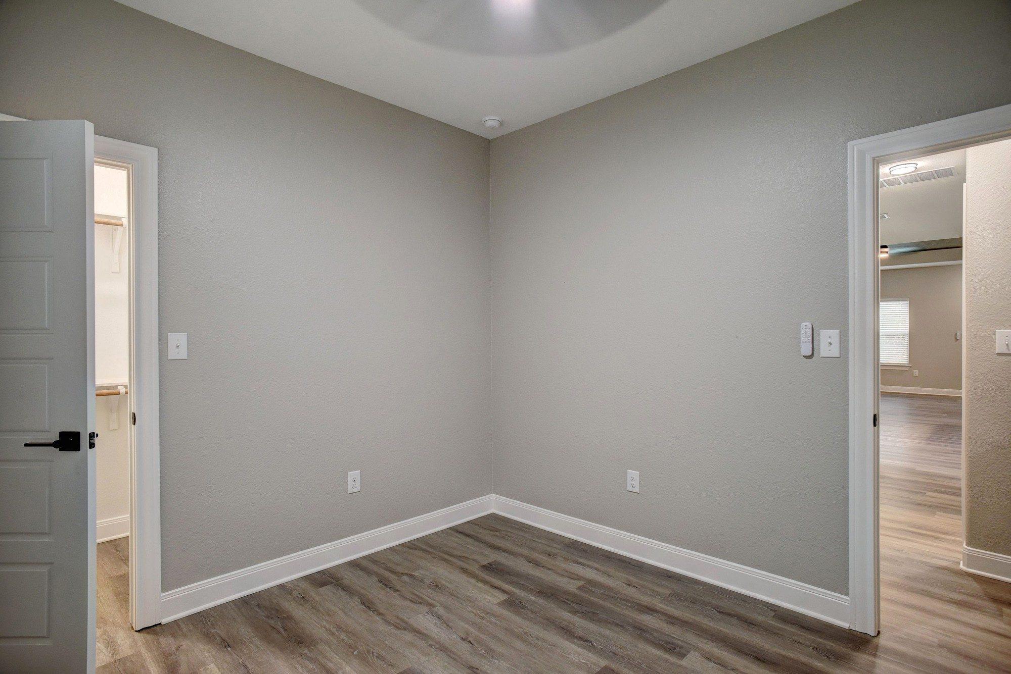 123 S Kanaio Dr, Bastrop, TX 78602