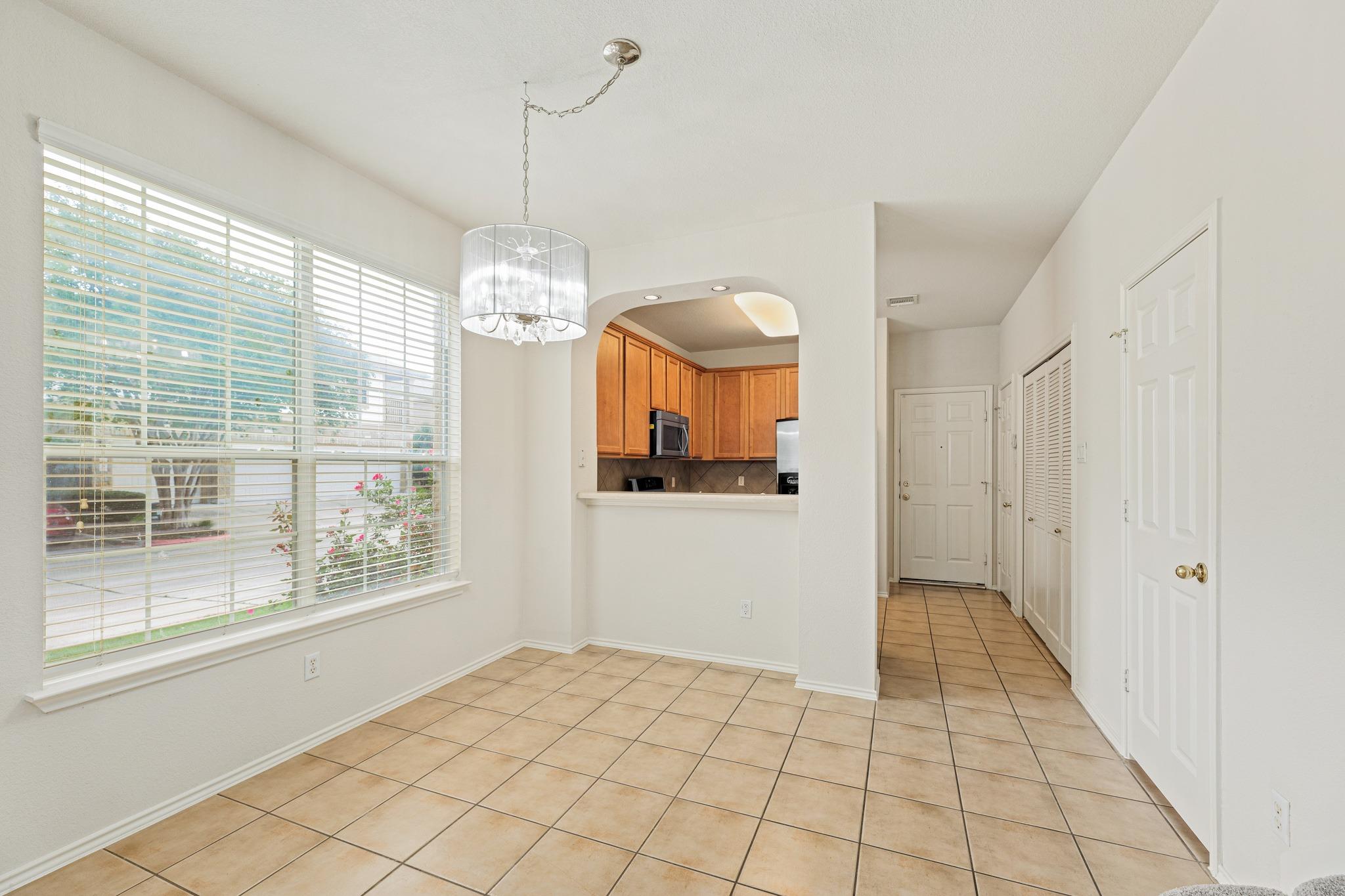 16100 S Great Oaks Dr # 1302, Round Rock, TX 78681