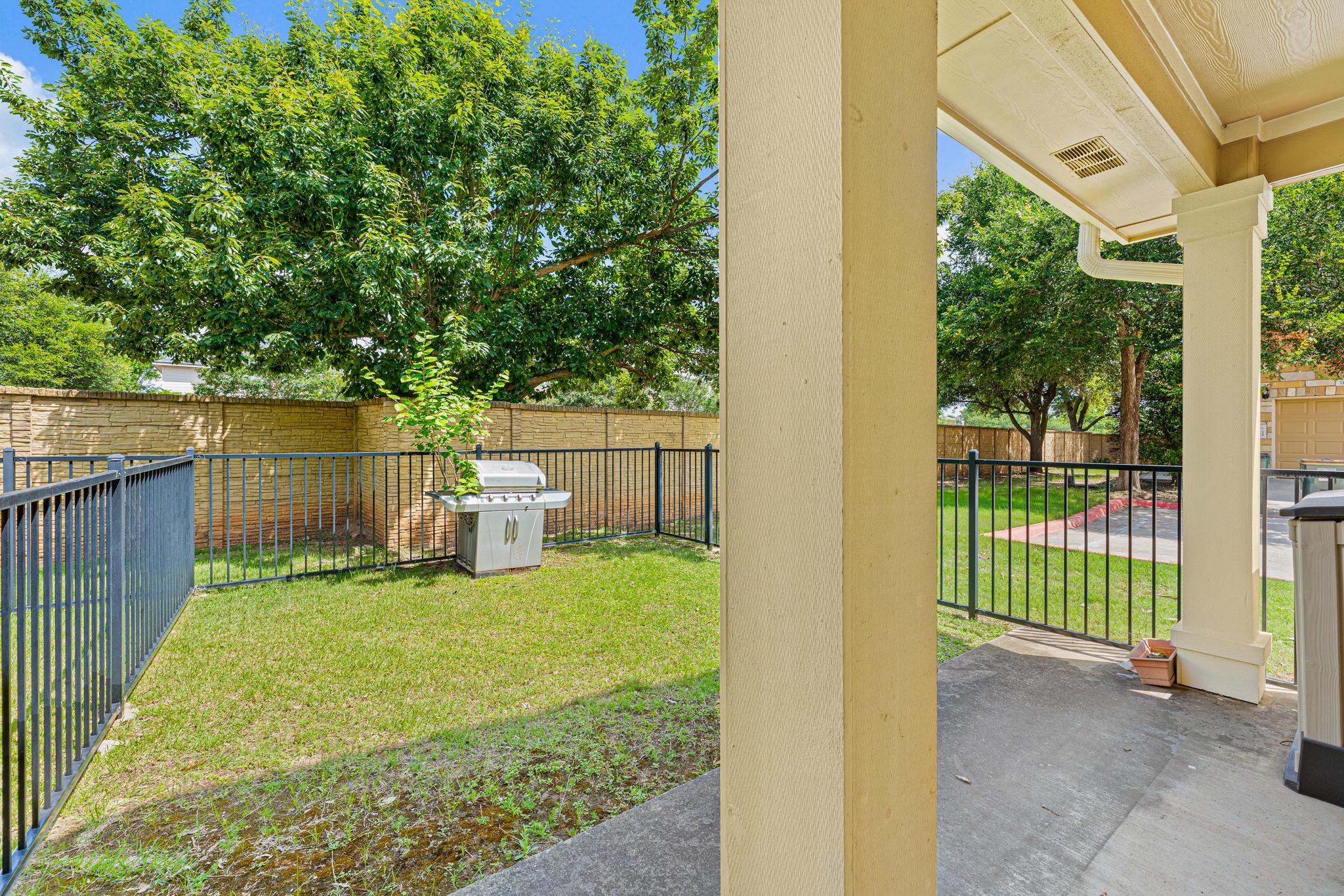 16100 S Great Oaks Dr # 1302, Round Rock, TX 78681