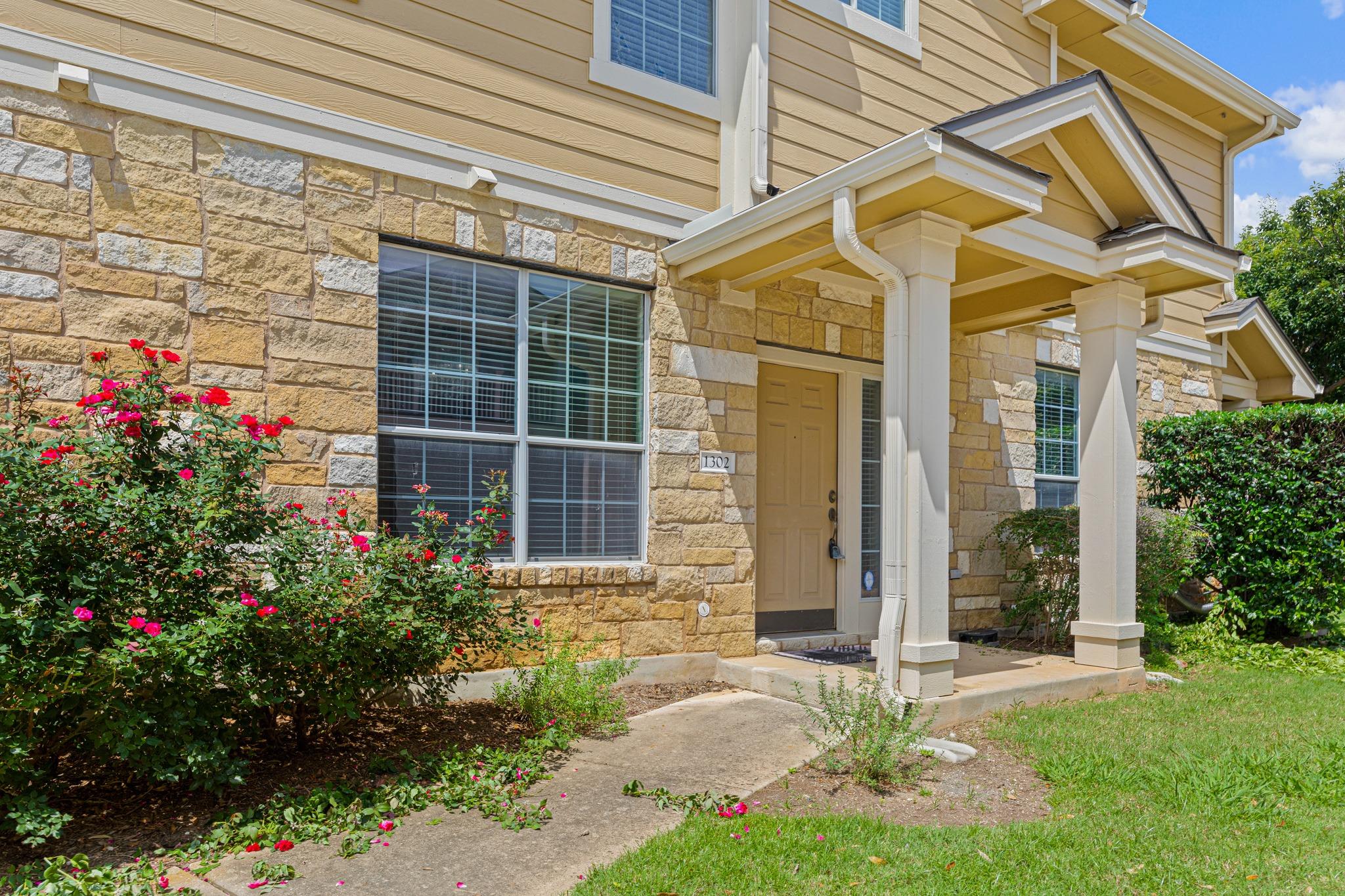 16100 S Great Oaks Dr # 1302, Round Rock, TX 78681