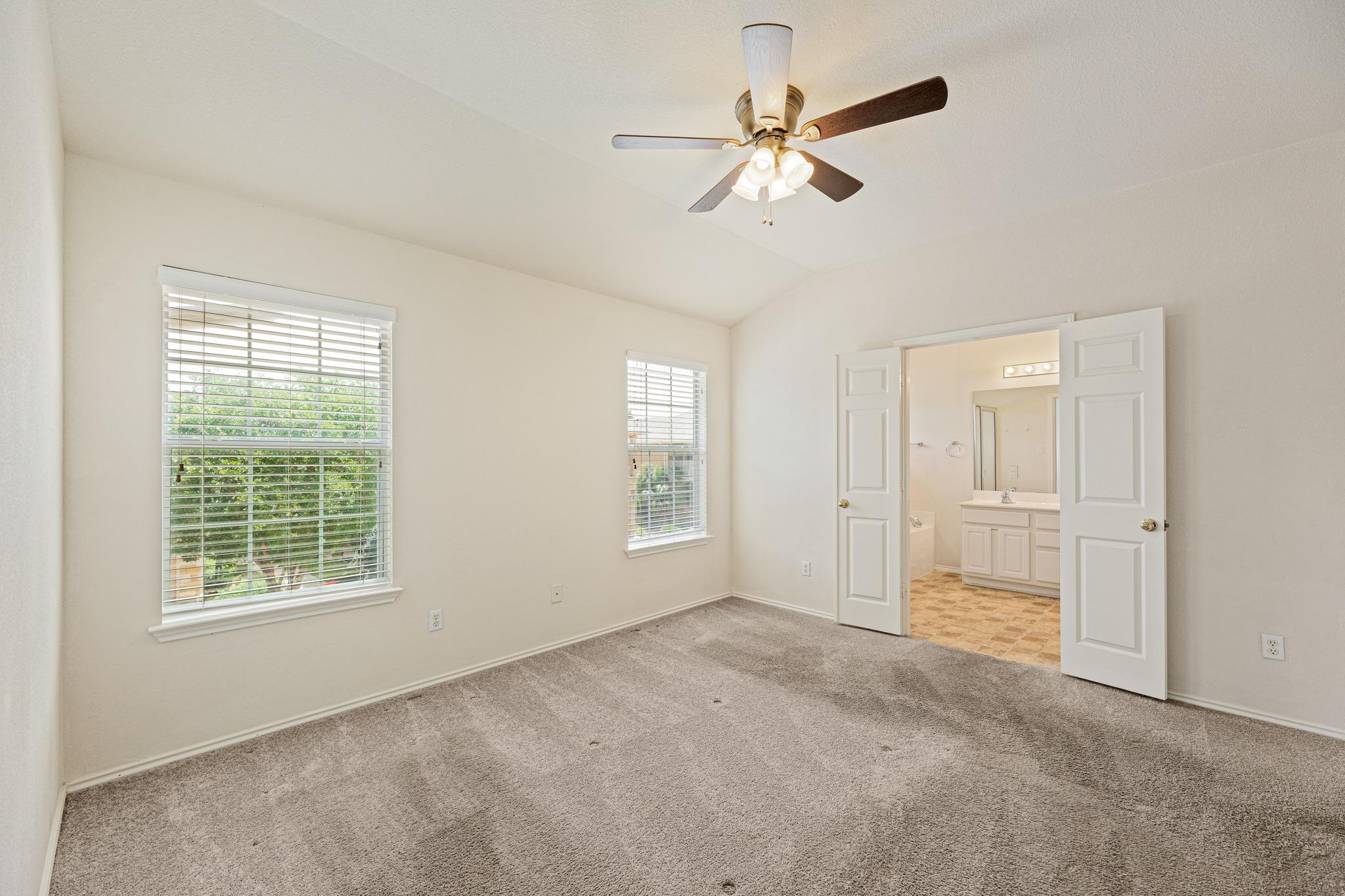 16100 S Great Oaks Dr # 1302, Round Rock, TX 78681