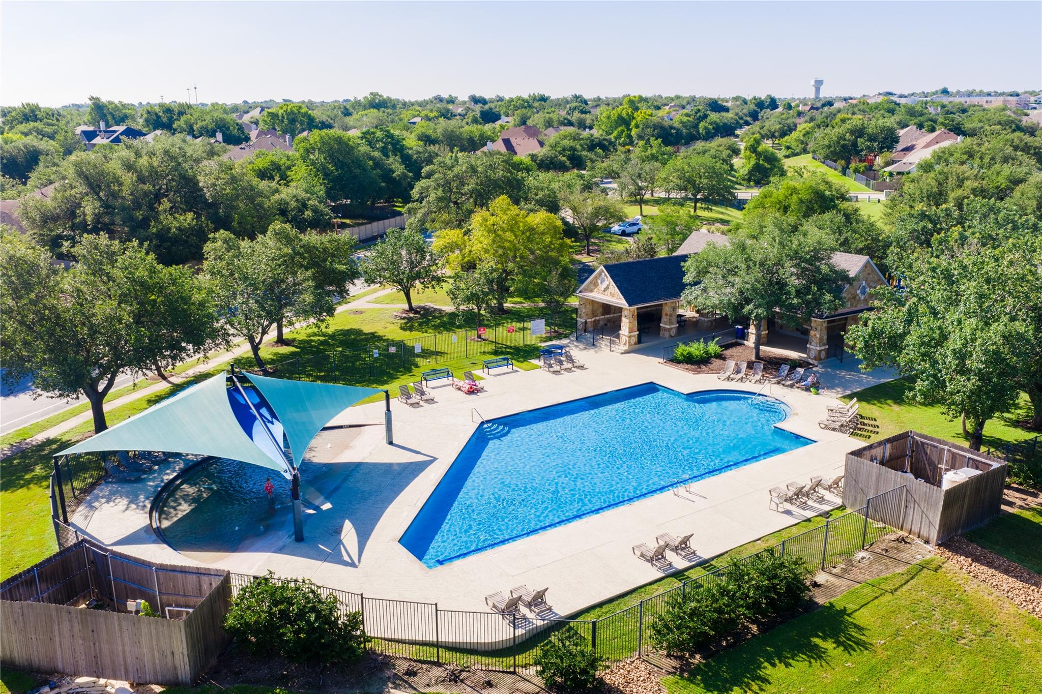 525 Golden Creek Dr, Round Rock, TX 78665