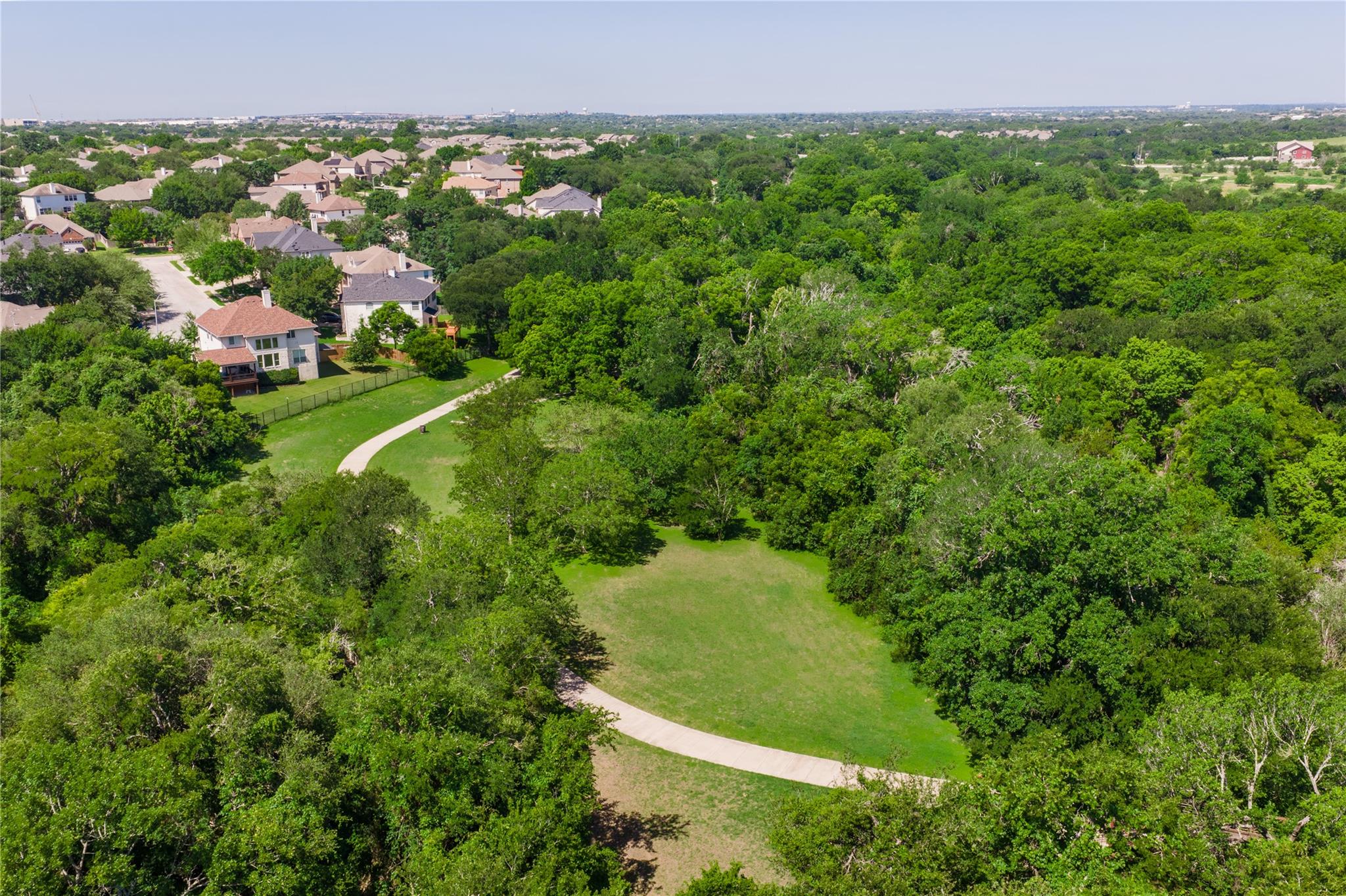 525 Golden Creek Dr, Round Rock, TX 78665