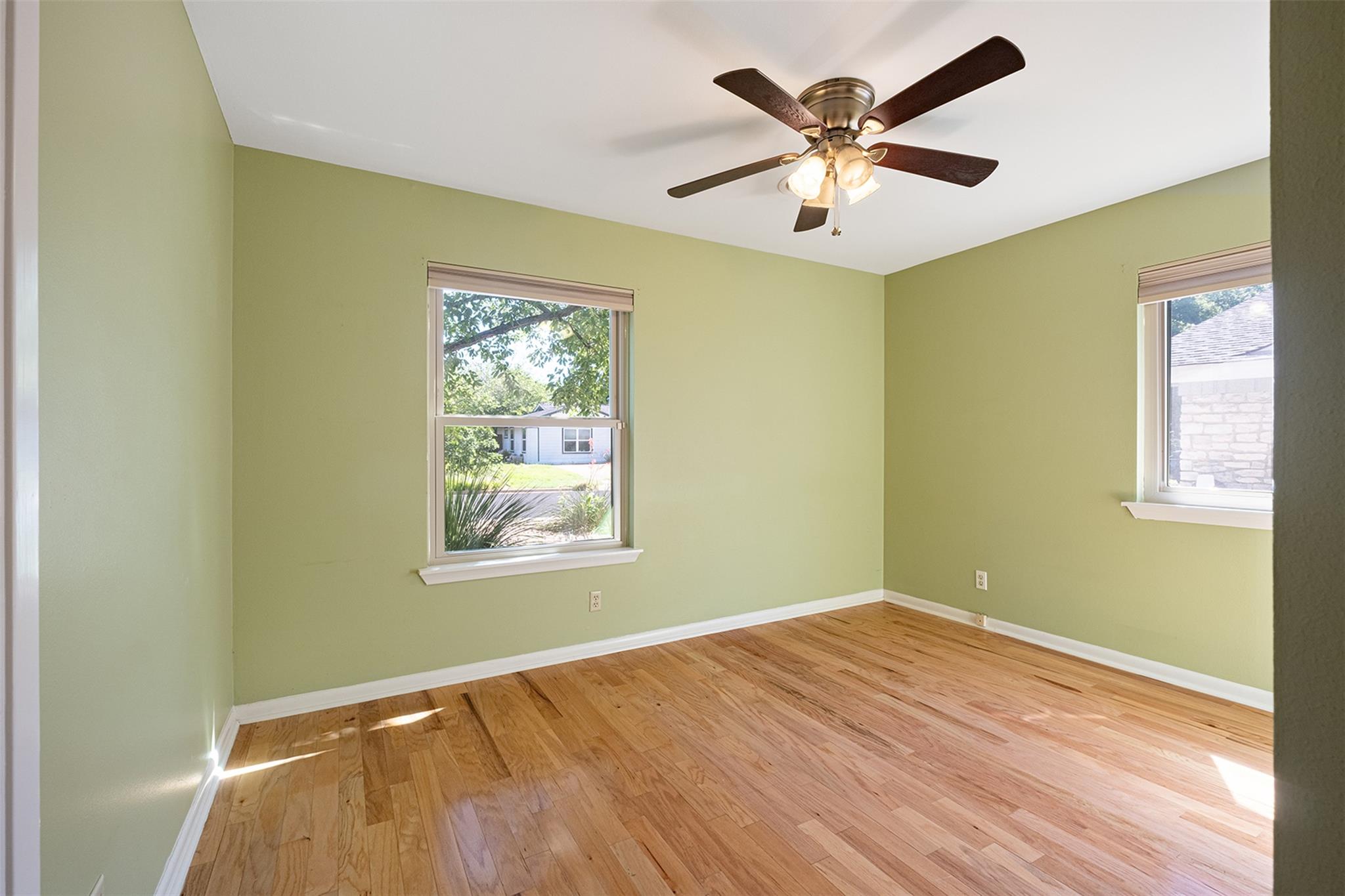 1905 Vallejo St, Austin, TX 78757