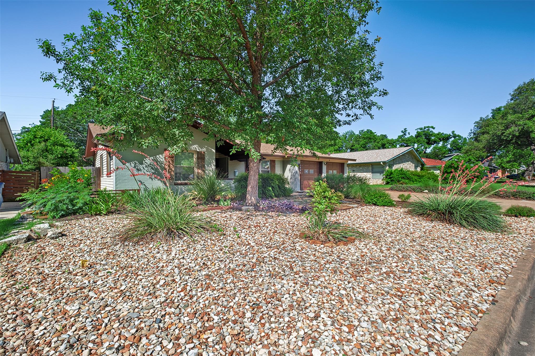 1905 Vallejo St, Austin, TX 78757