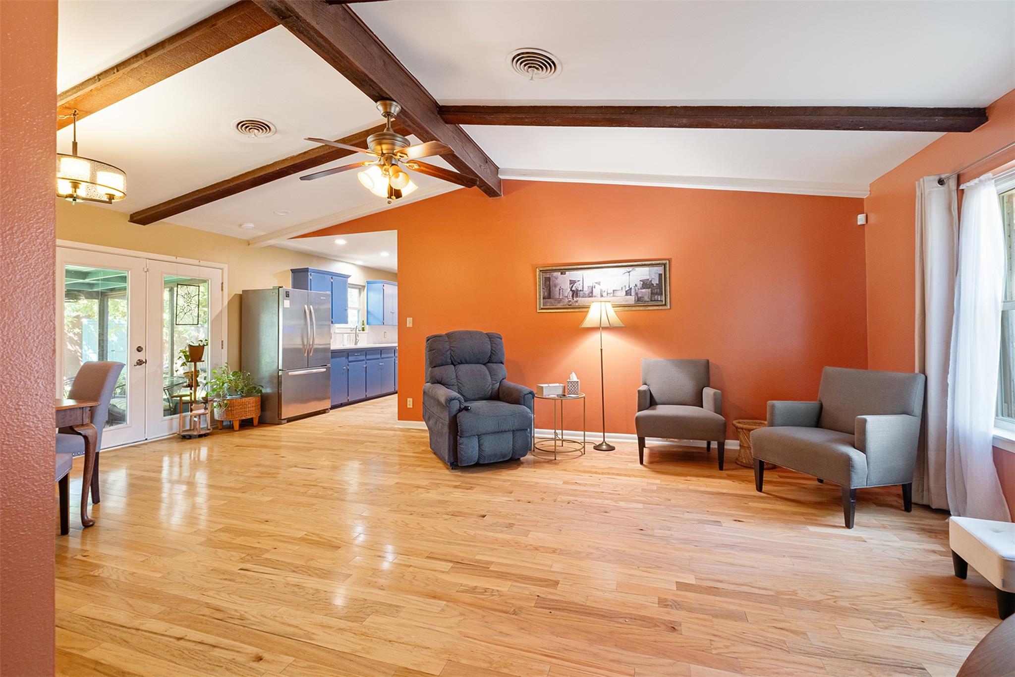 1905 Vallejo St, Austin, TX 78757