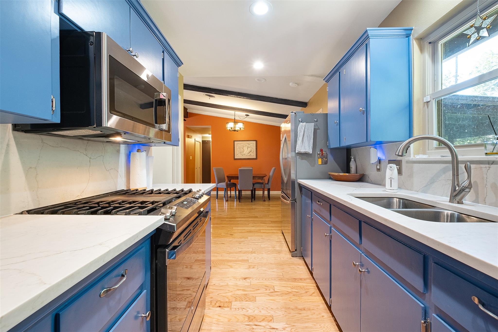 1905 Vallejo St, Austin, TX 78757