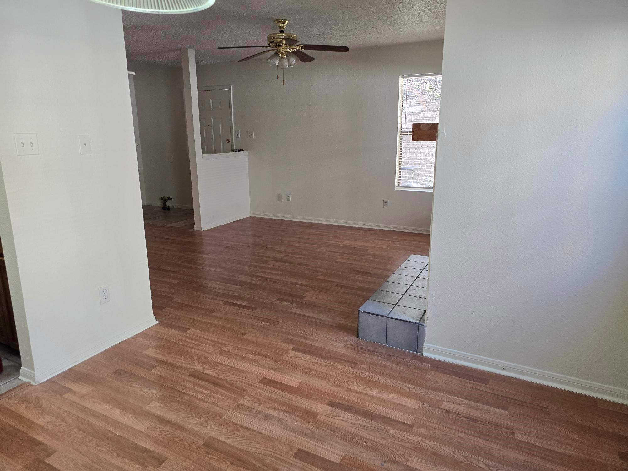 8705 Schick Rd # D, Austin, TX 78729