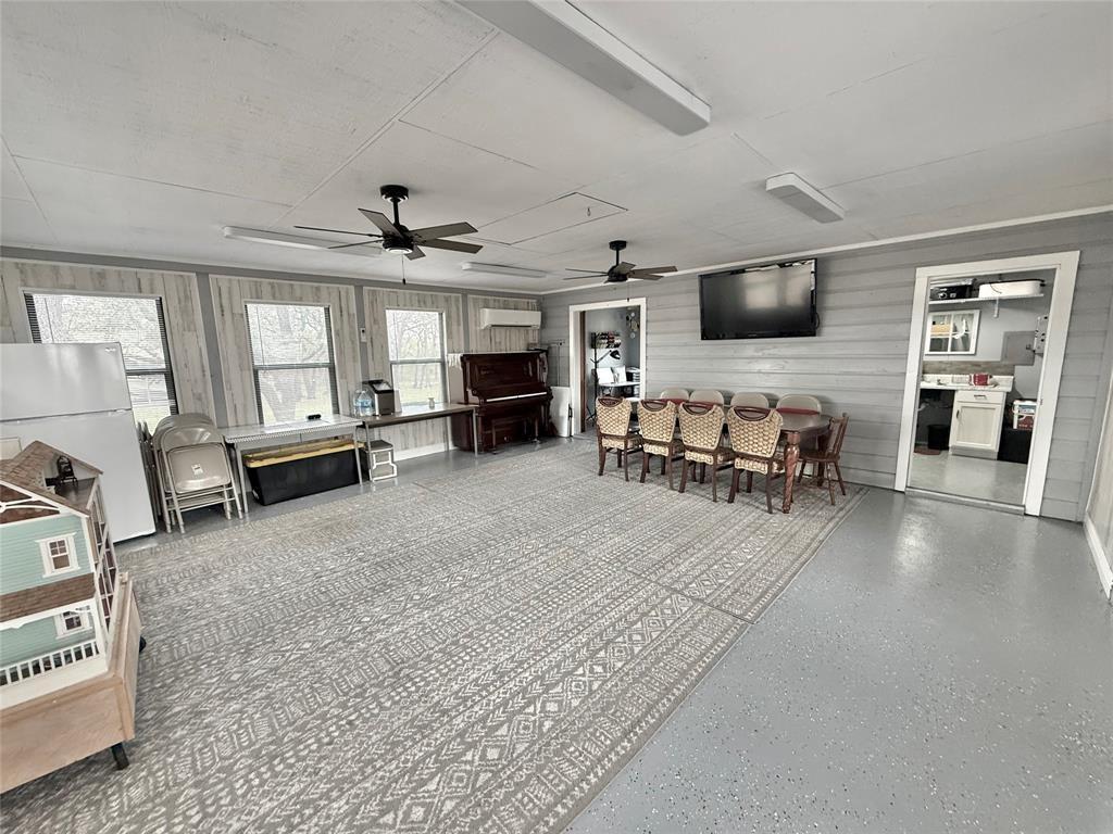 2501 County Road 228, Florence, TX 76527