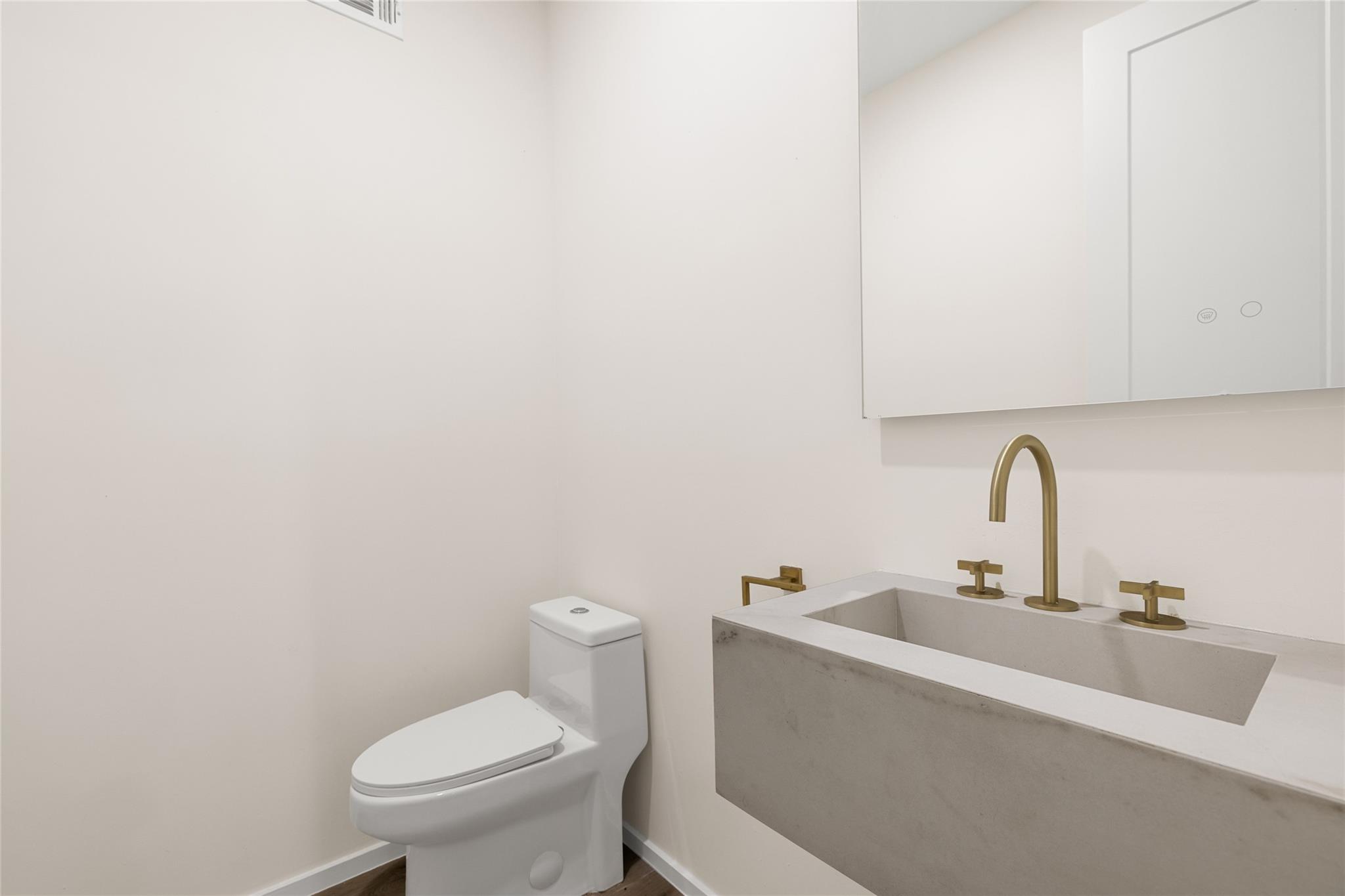 103 Kaena Ln, Bastrop, TX 78602