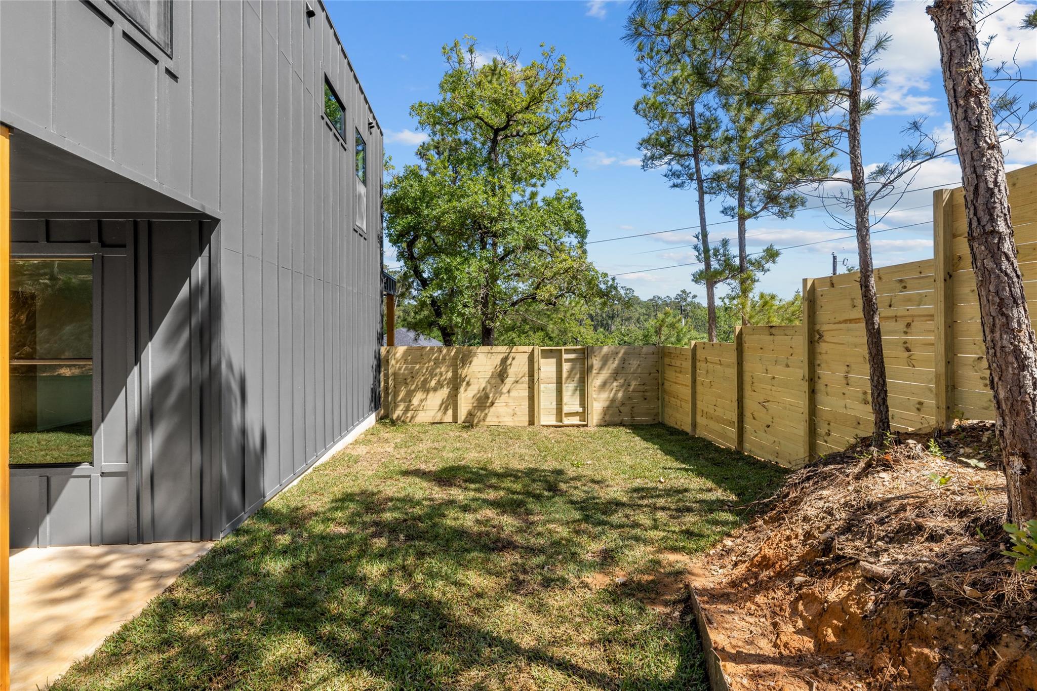 103 Kaena Ln, Bastrop, TX 78602