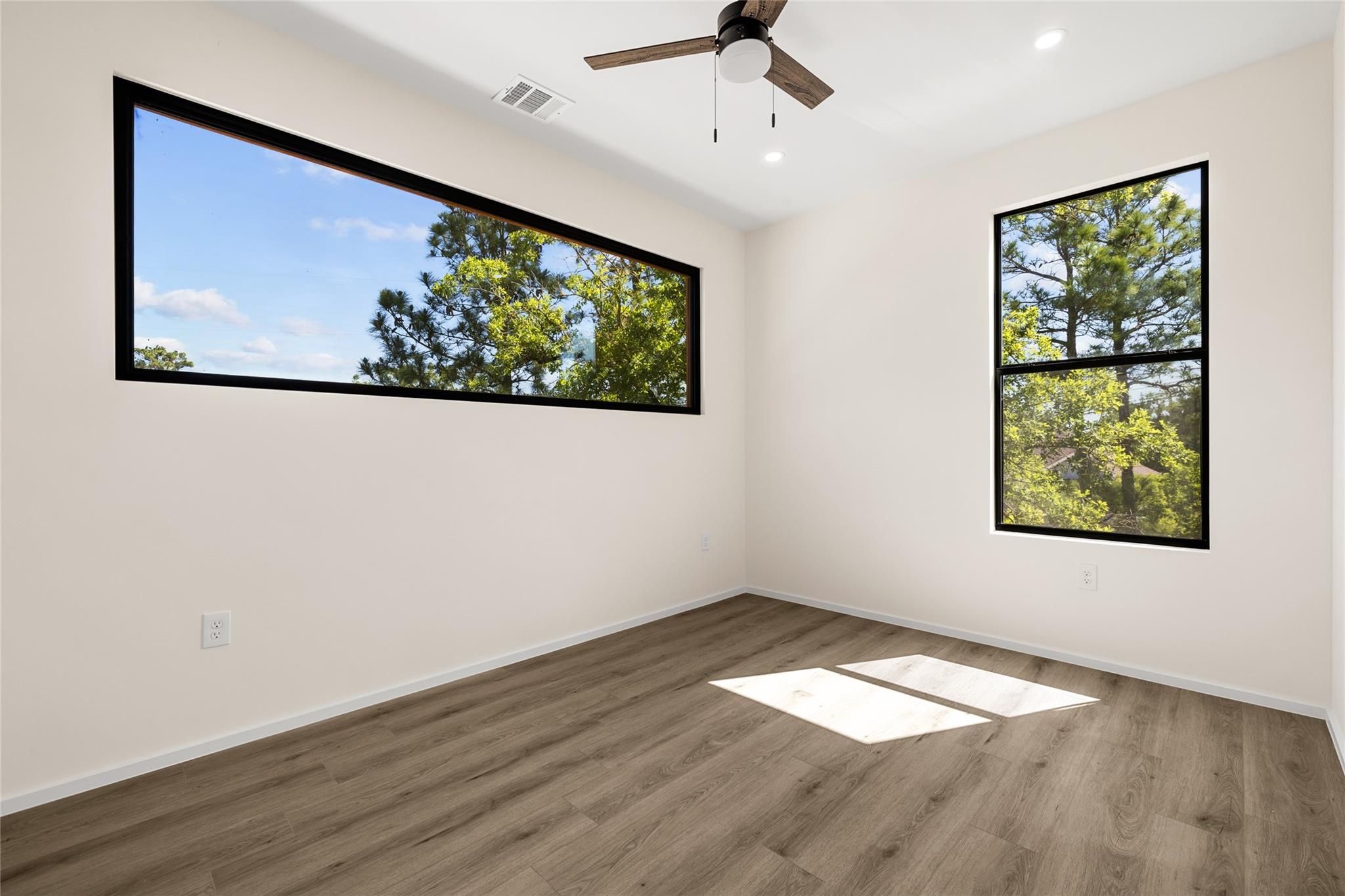 103 Kaena Ln, Bastrop, TX 78602
