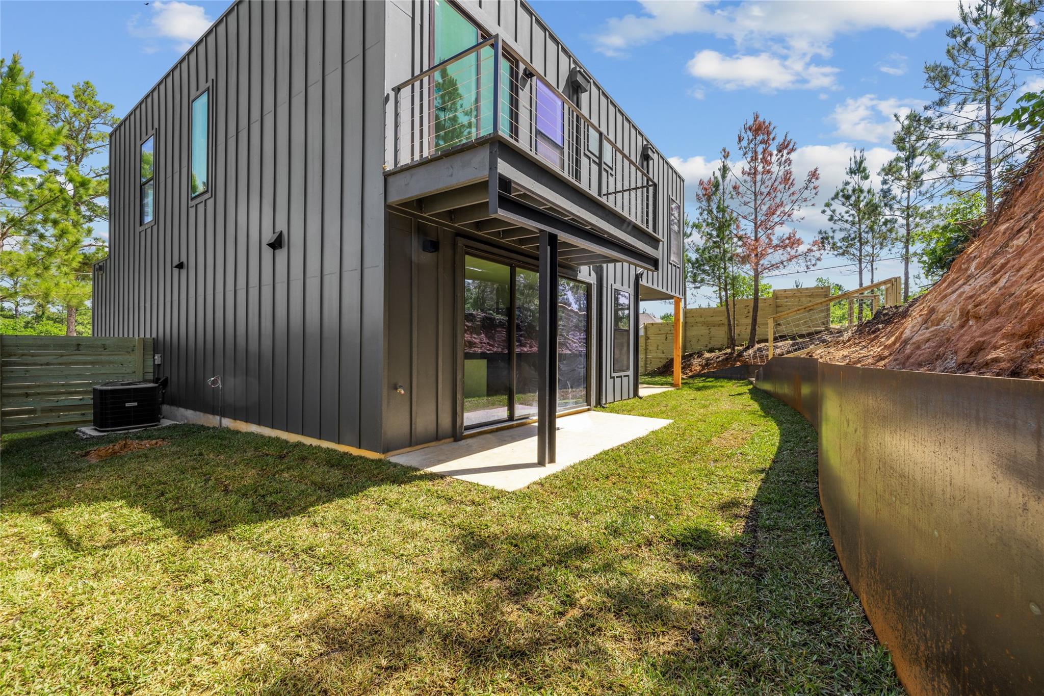 103 Kaena Ln, Bastrop, TX 78602