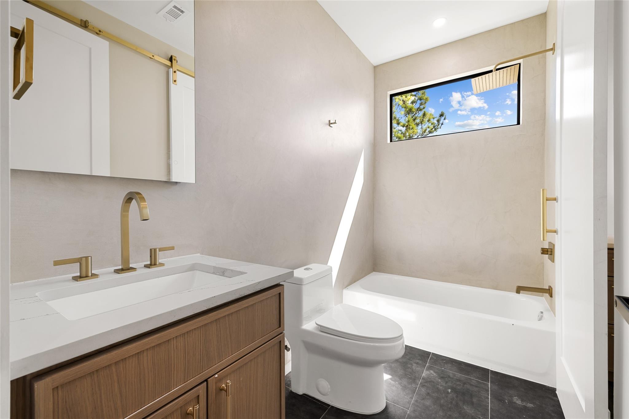 103 Kaena Ln, Bastrop, TX 78602