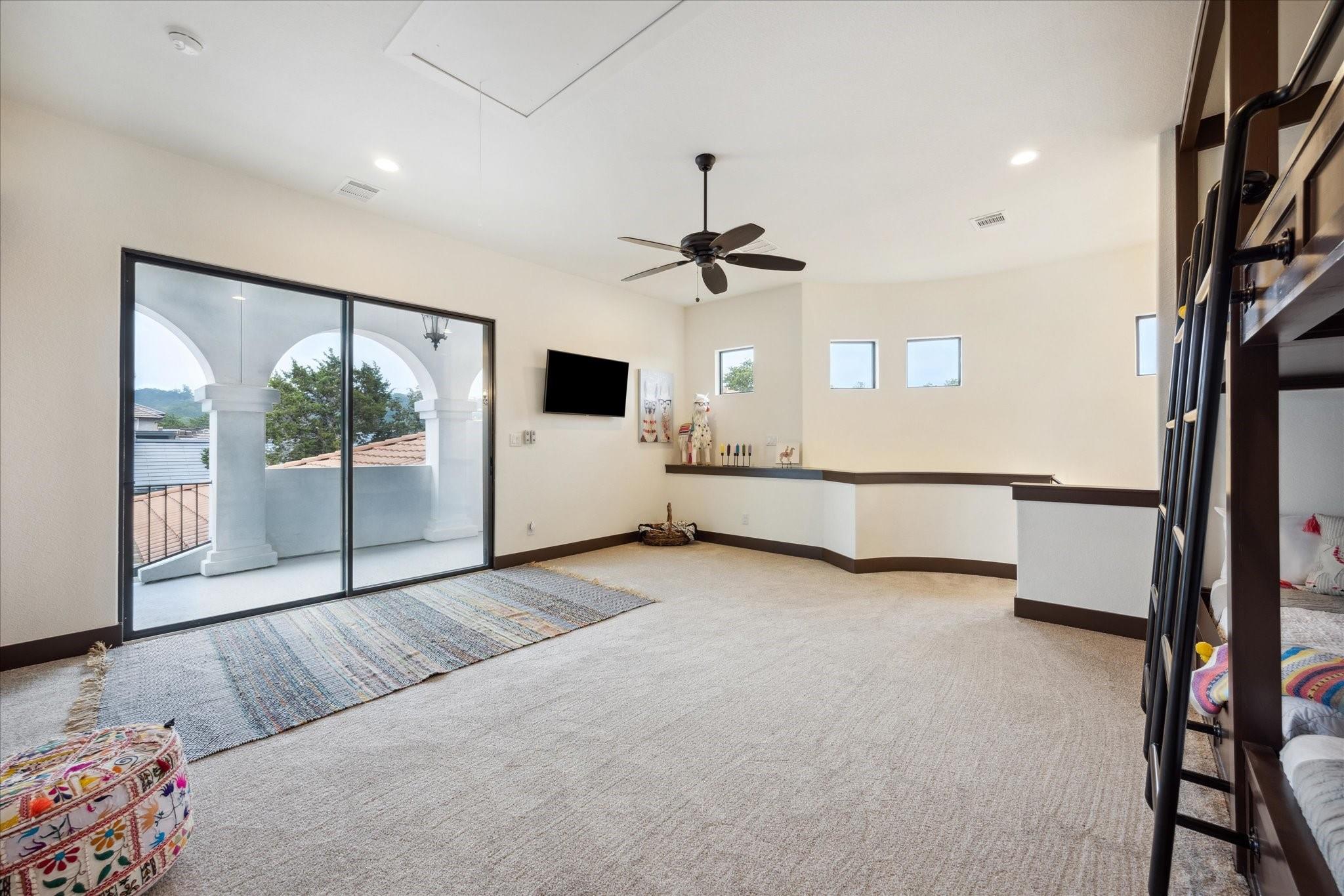 5400 Canyon Oaks Dr, Lago Vista, TX 78645