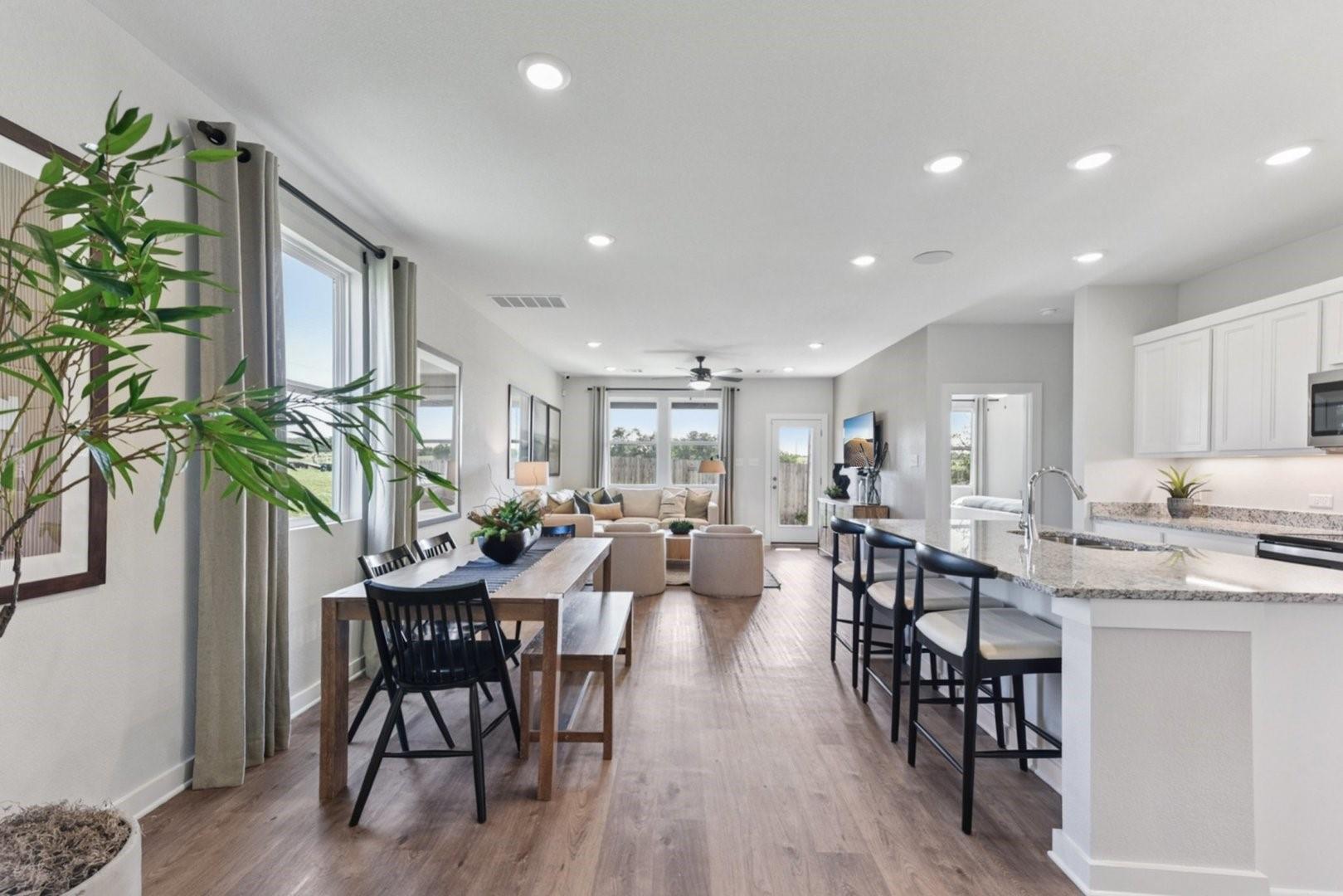 241 Firefox Way, Jarrell, TX 76537