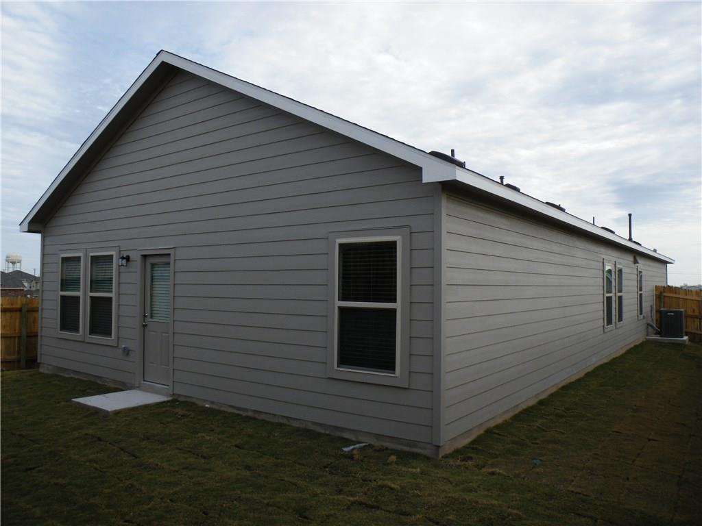 364 Moon Stone Trl, Buda, TX 78610