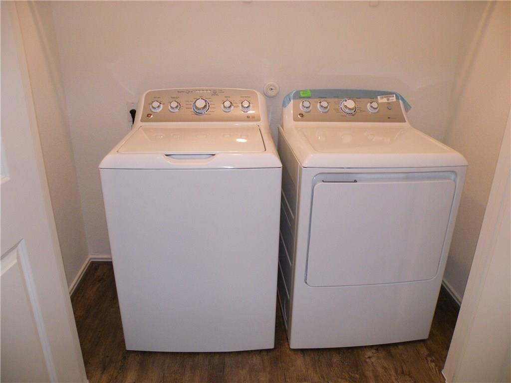 364 Moon Stone Trl, Buda, TX 78610