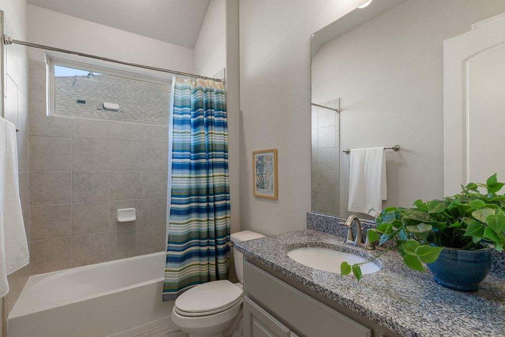 728 Jacksdaw Dr, Austin, TX 78737