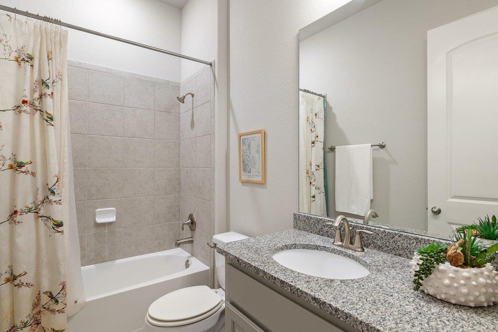 728 Jacksdaw Dr, Austin, TX 78737