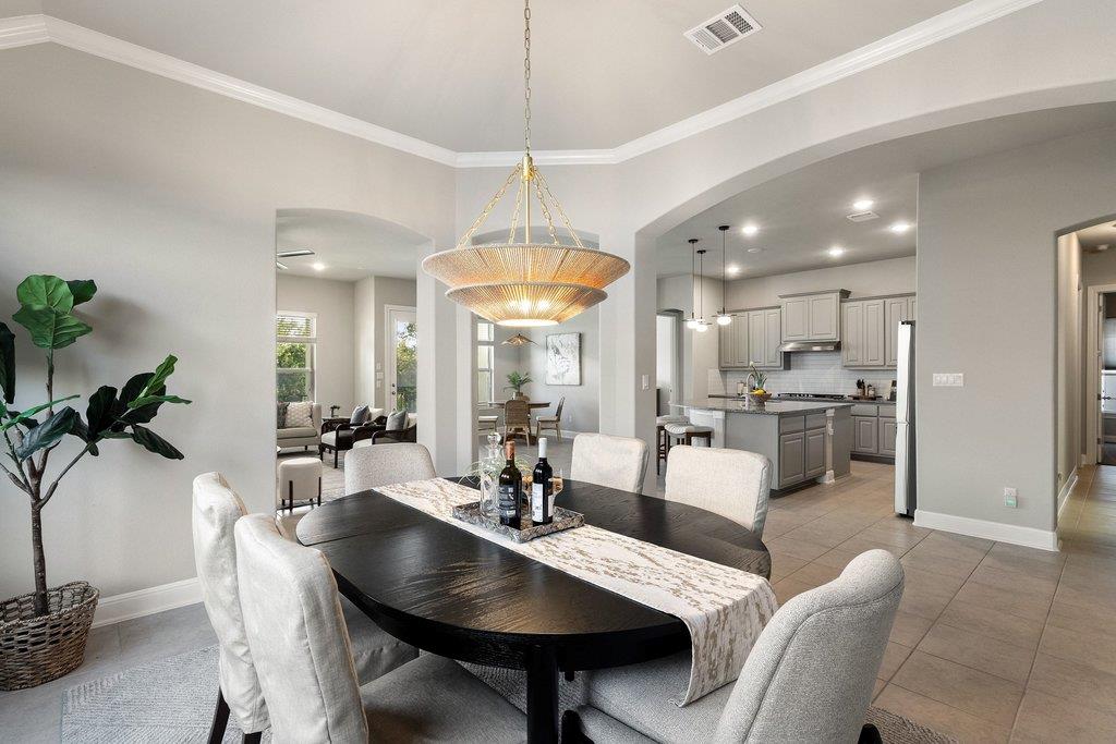 728 Jacksdaw Dr, Austin, TX 78737