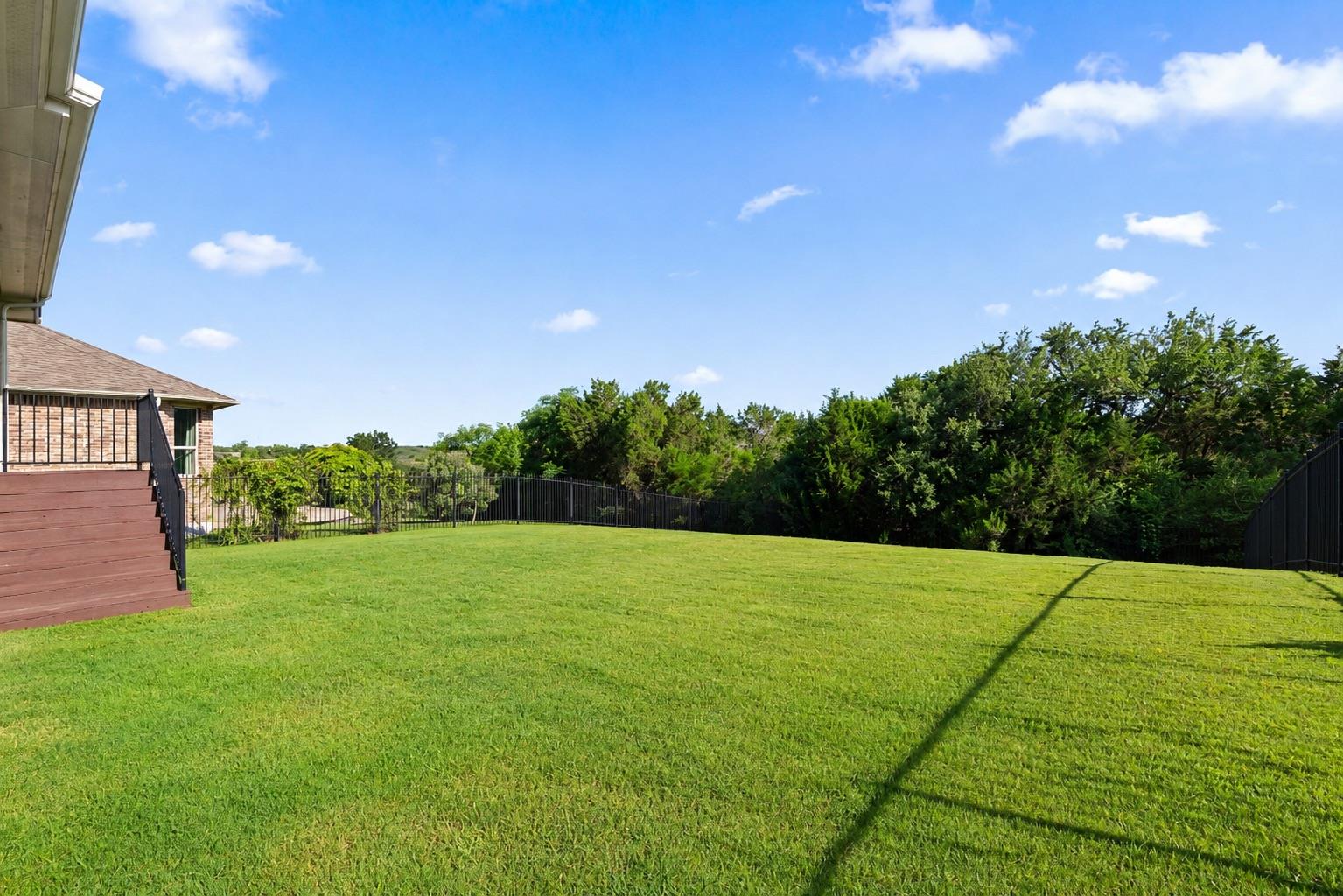 728 Jacksdaw Dr, Austin, TX 78737