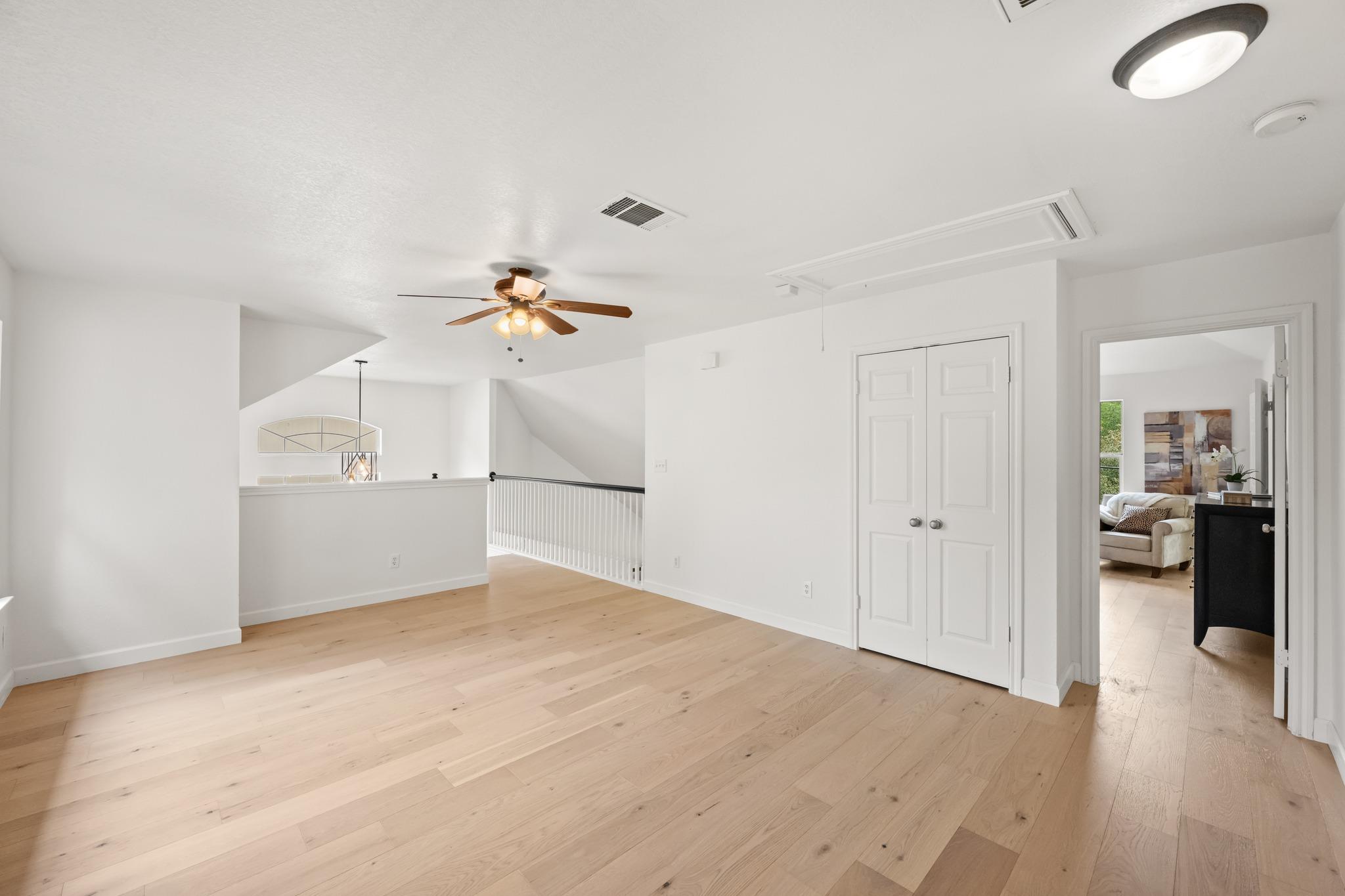 5212 Crystal Water Dr, Austin, TX 78735