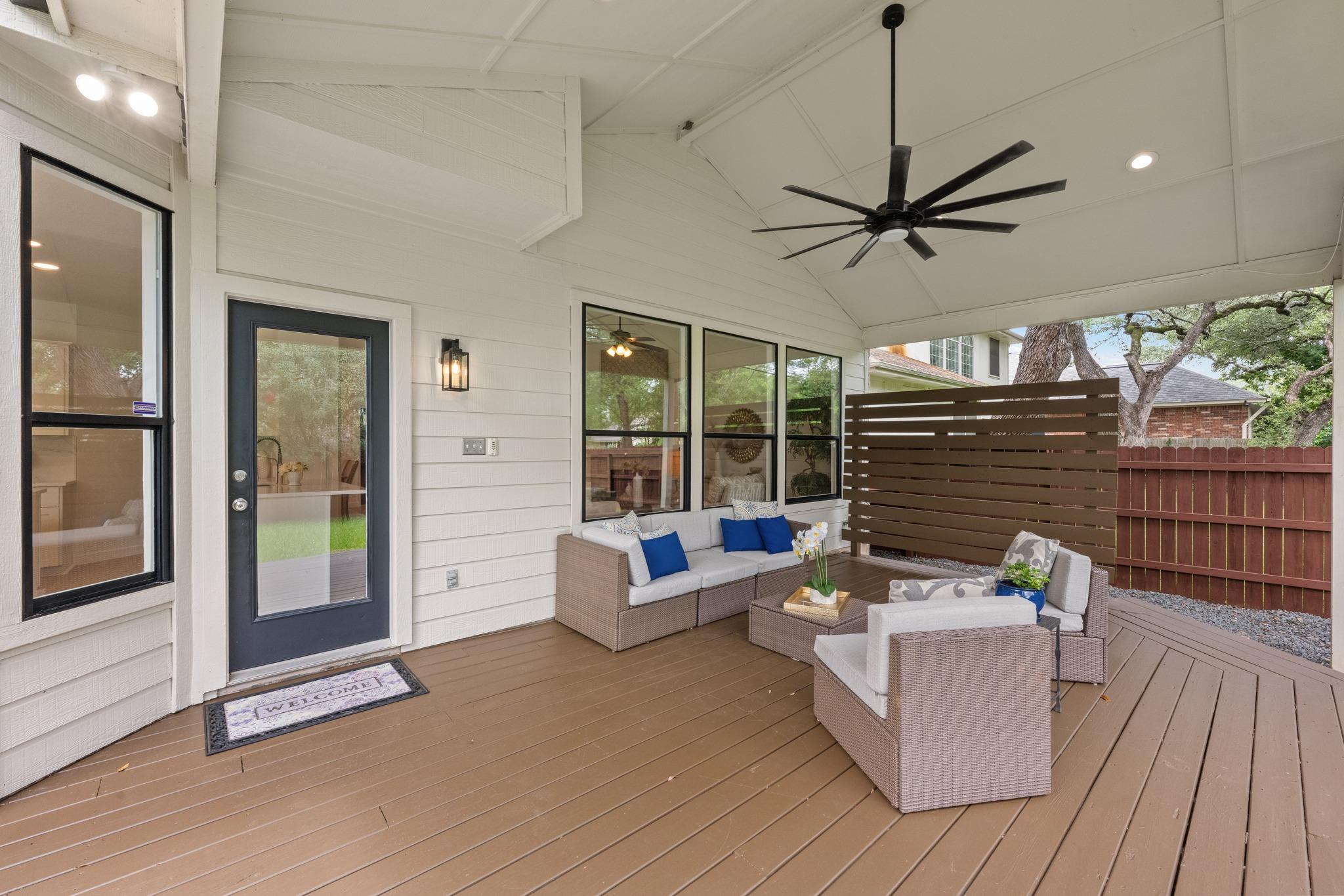 5212 Crystal Water Dr, Austin, TX 78735