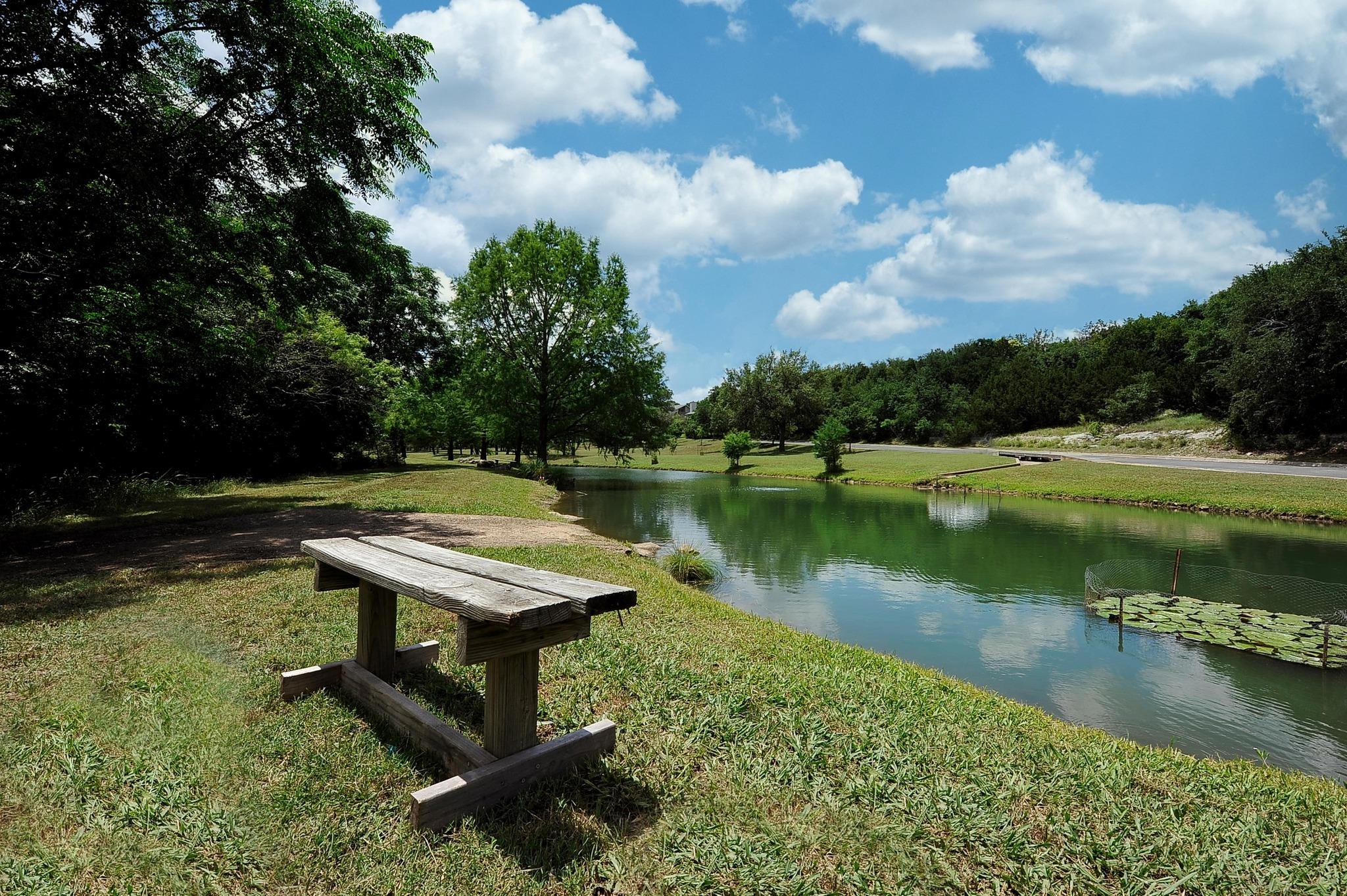 5212 Crystal Water Dr, Austin, TX 78735