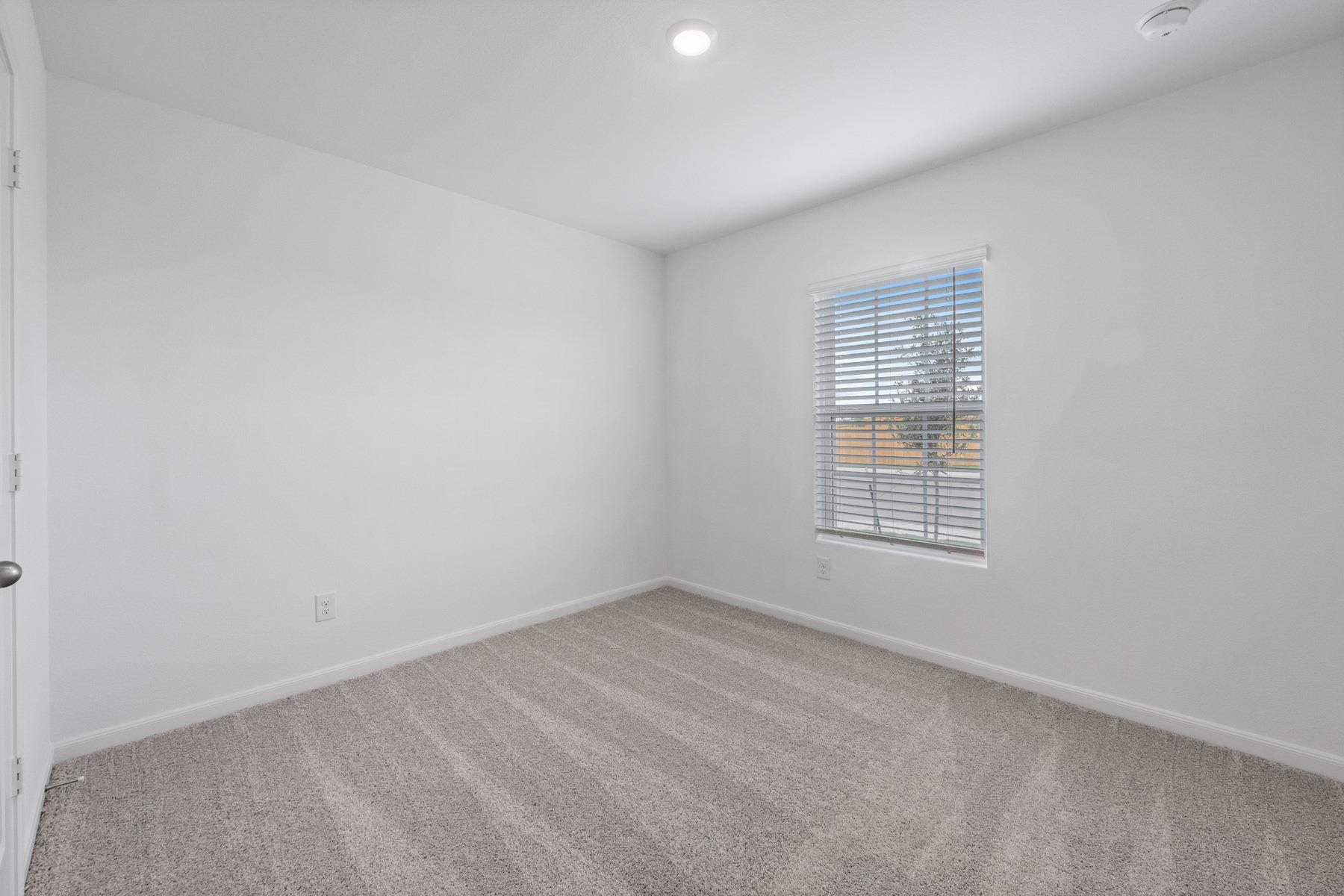 401 Silent Meadow Run, Maxwell, TX 78656