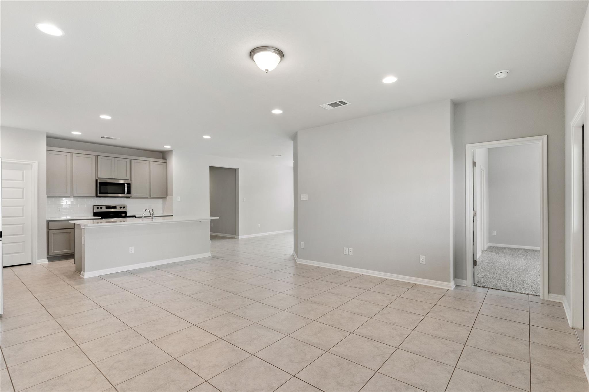 313 McLintock Rd, Jarrell, TX 76537