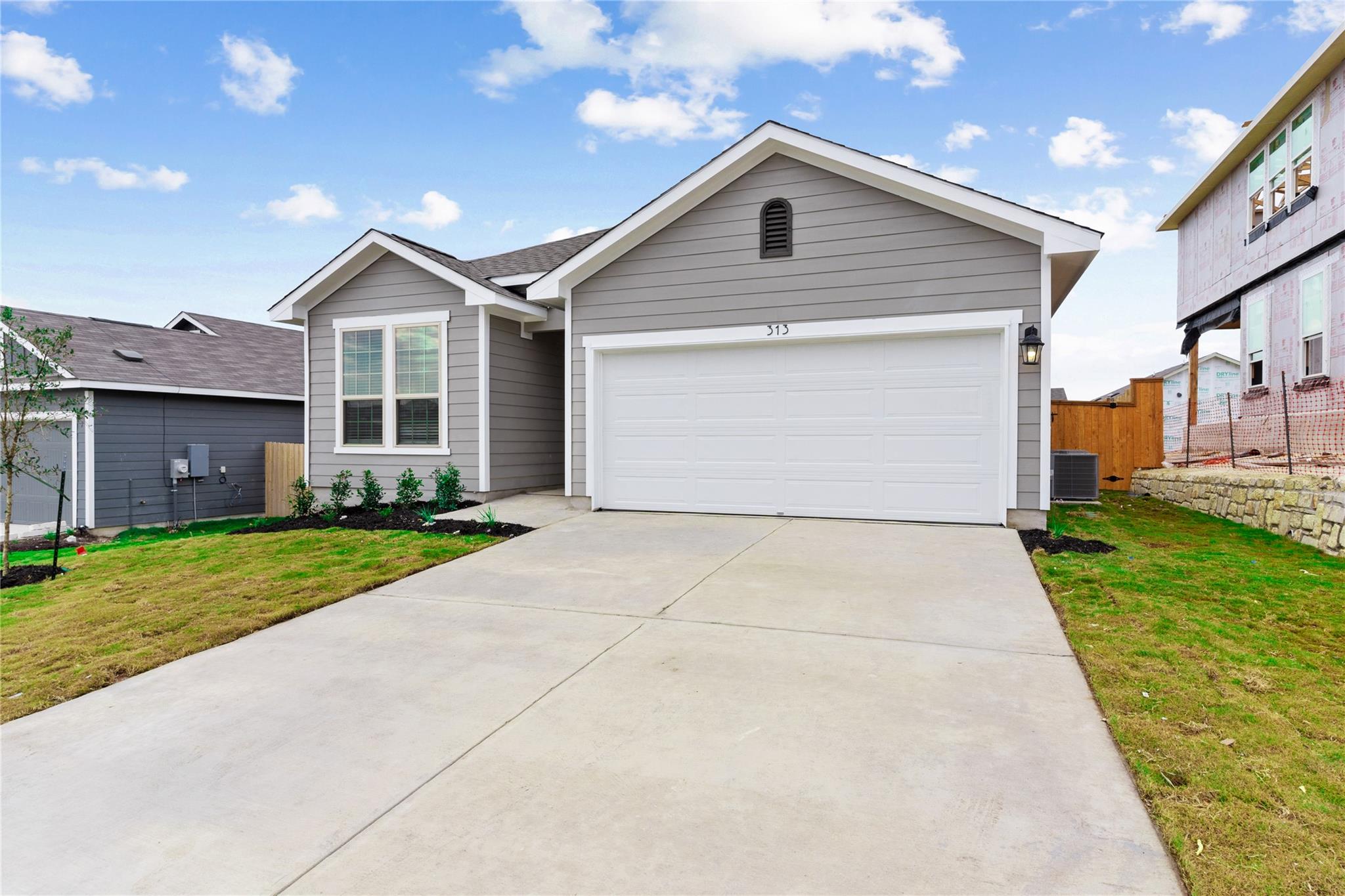 313 McLintock Rd, Jarrell, TX 76537
