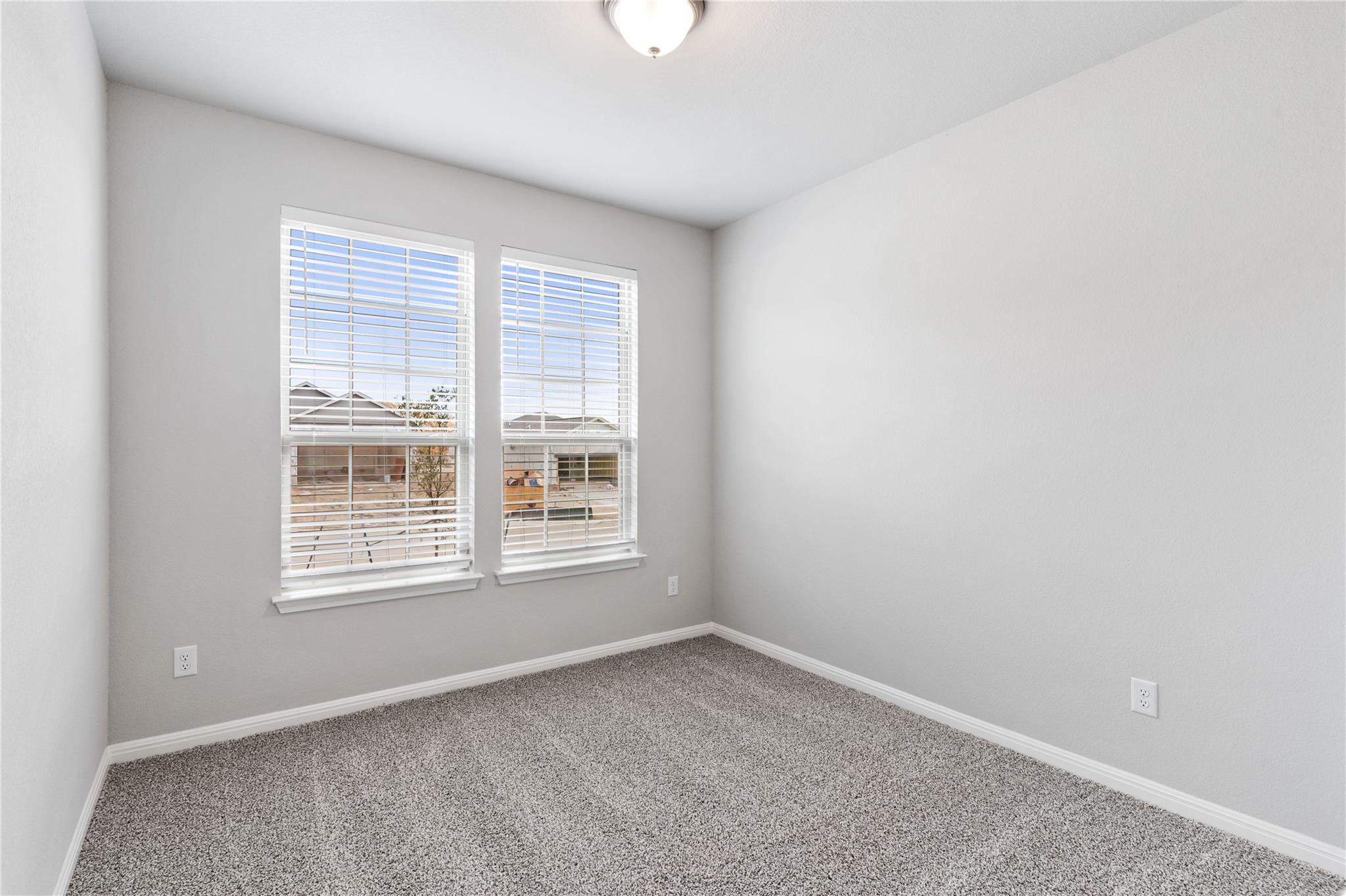 313 McLintock Rd, Jarrell, TX 76537