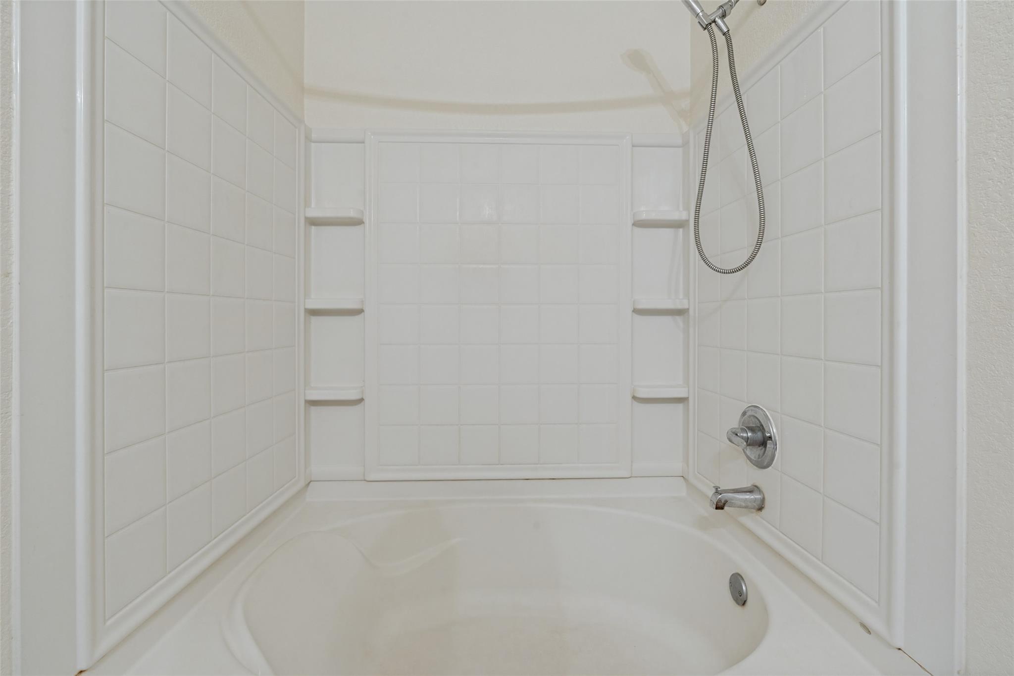 205 Xavier Dr, San Marcos, TX 78666
