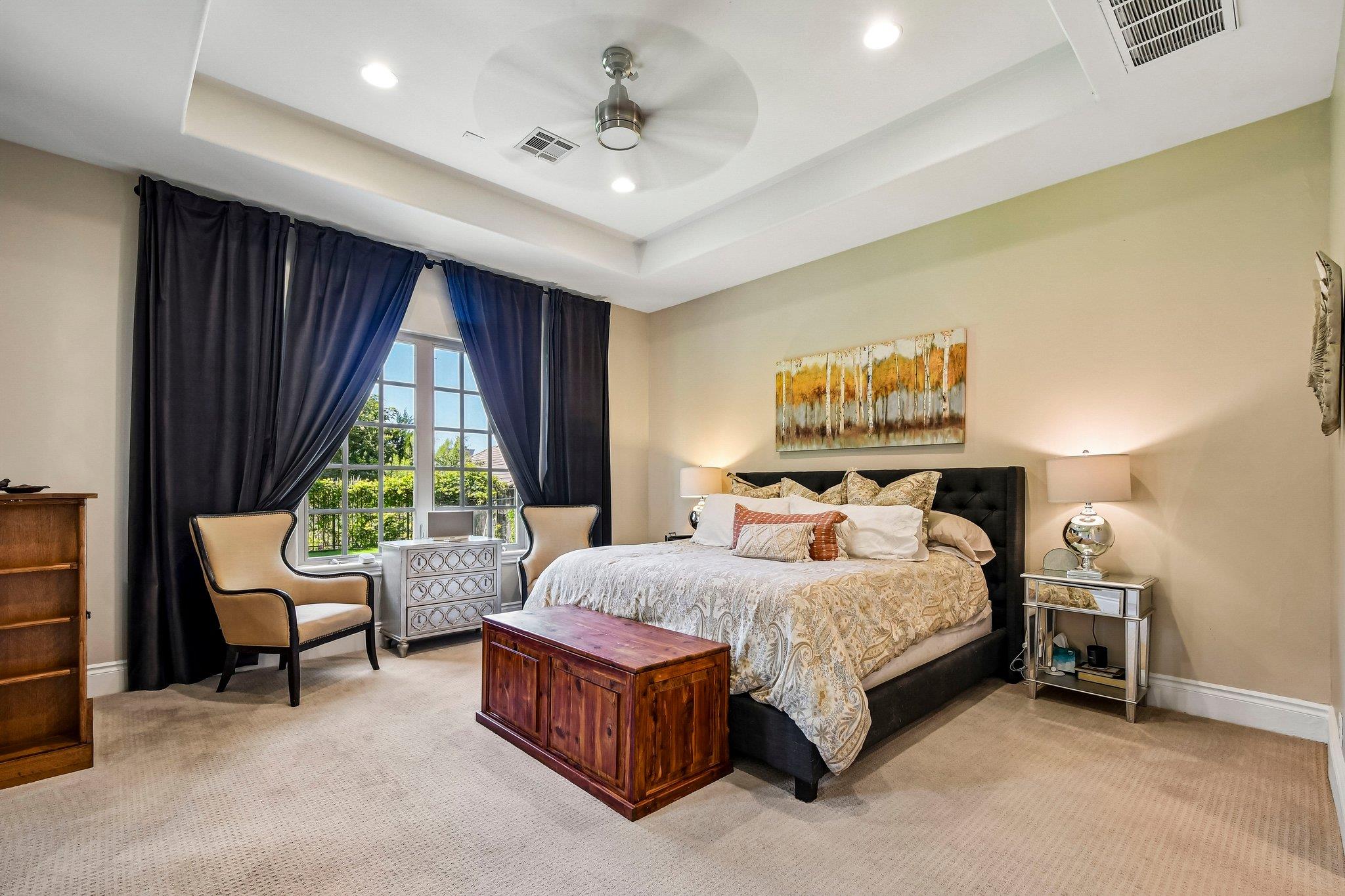 14 CAMWOOD Trl, The Hills, TX 78738