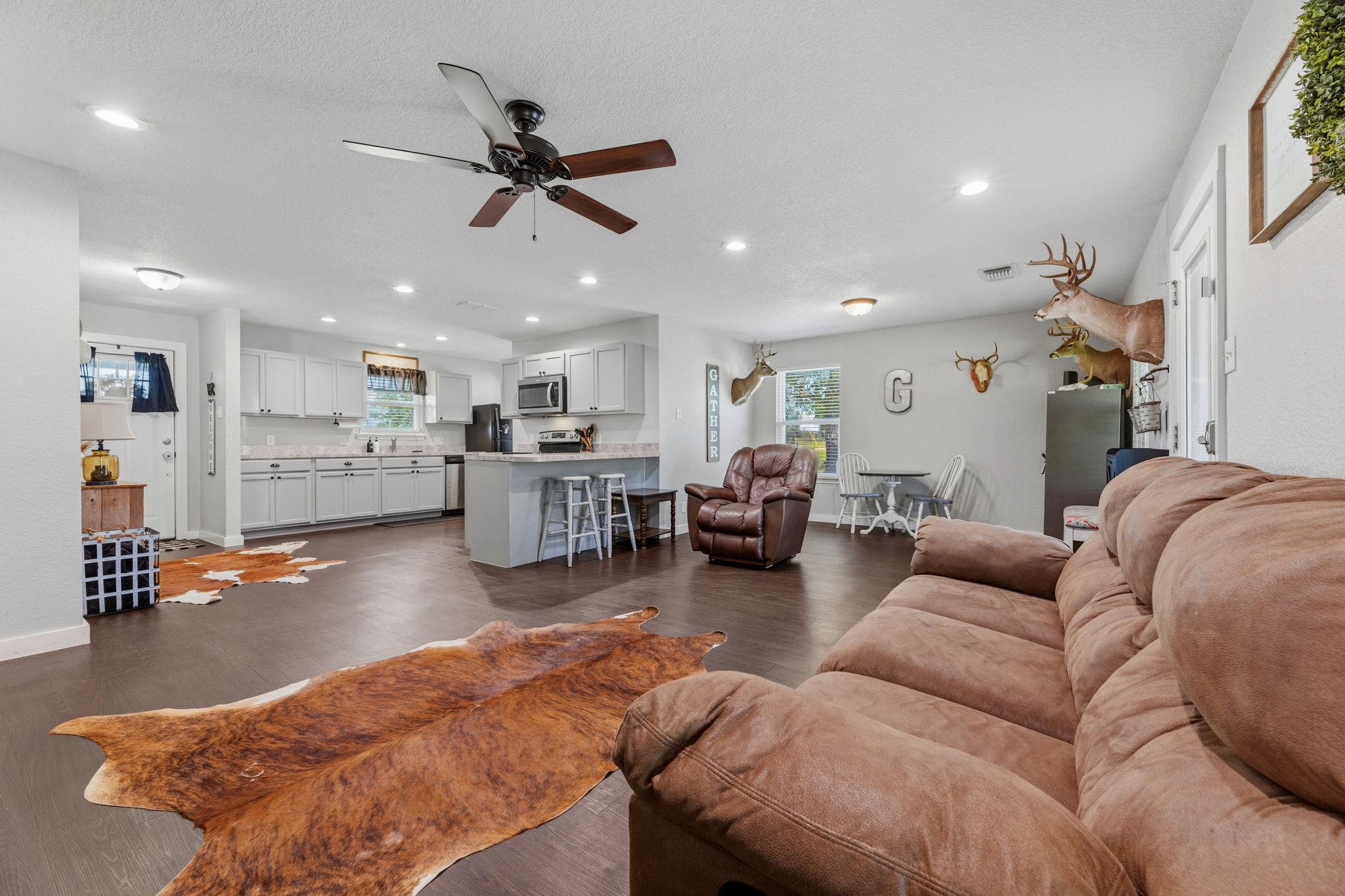 3363 Fm 713, Lockhart, TX 78644